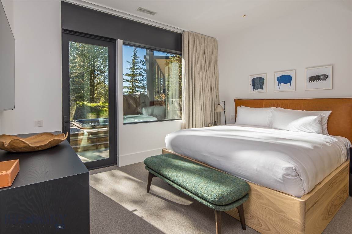 #33 One&Only Private Home, 14 Boone Trail