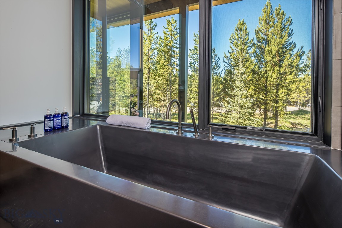 #33 One&Only Private Home, 14 Boone Trail