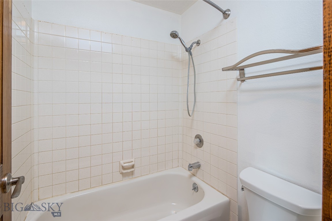119 Spruce Cone Drive 6