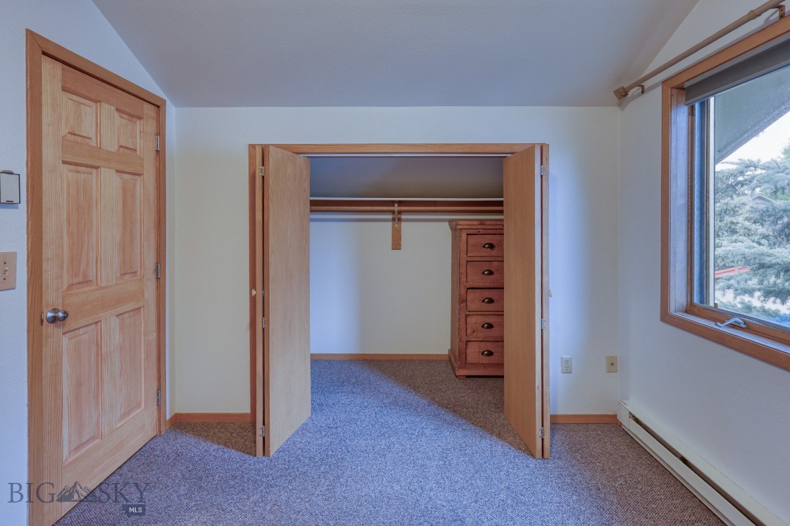 77 Aspen Leaf Drive 17