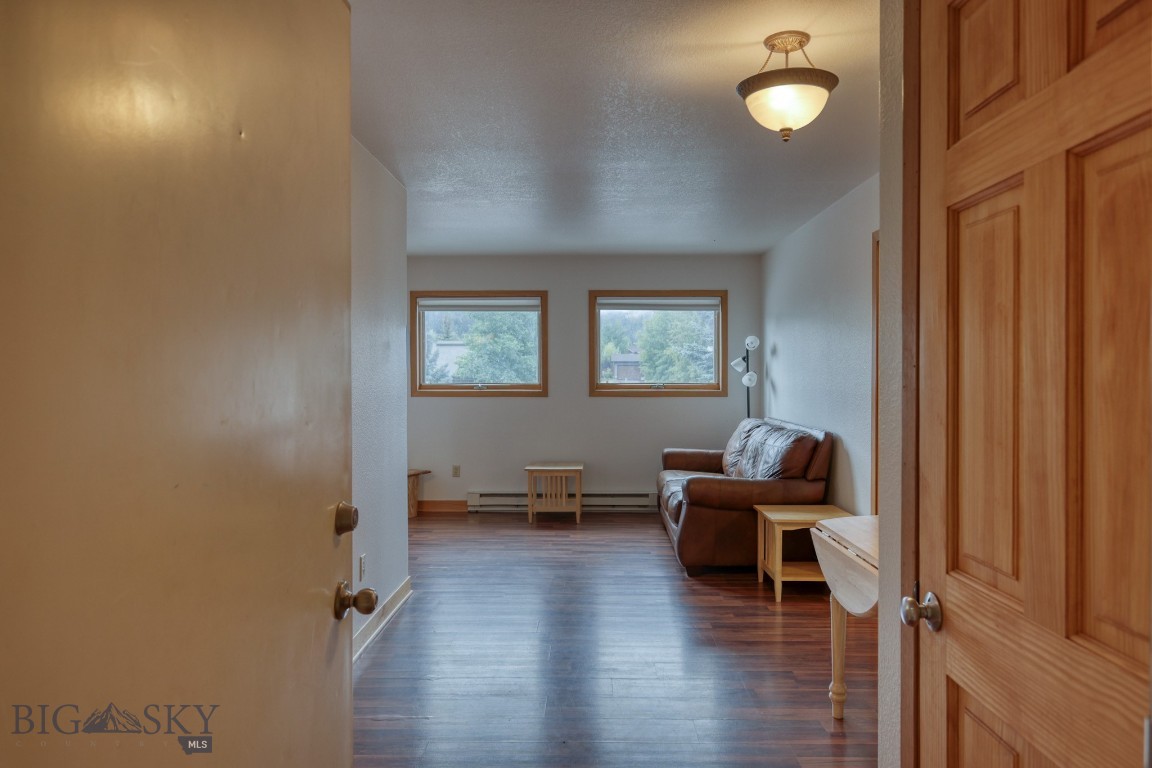 77 Aspen Leaf Drive 17