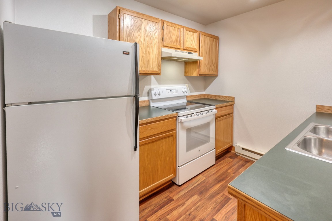 77 Aspen Leaf Drive 17