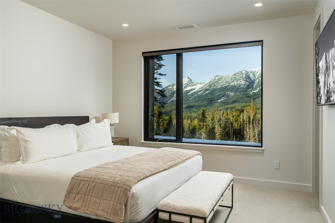 7 Speedwell Drive 2A