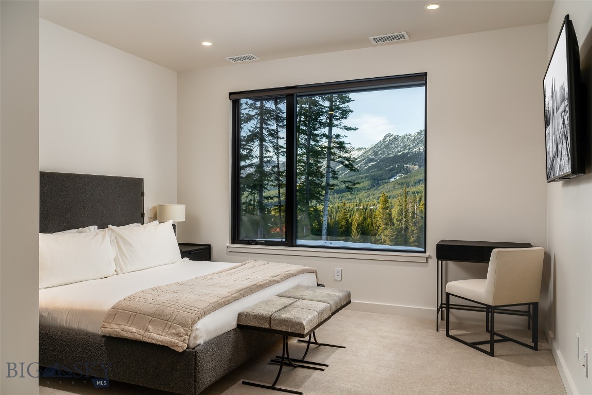 7 Speedwell Drive 2A