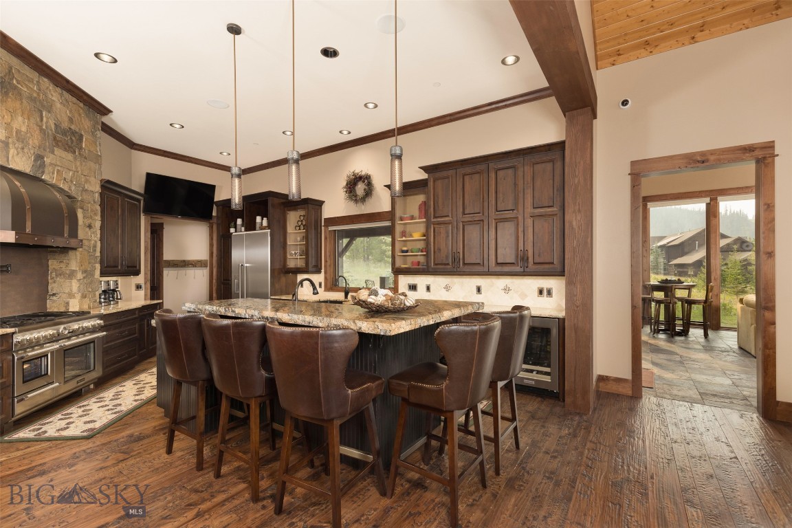 3 Sawbuck Road