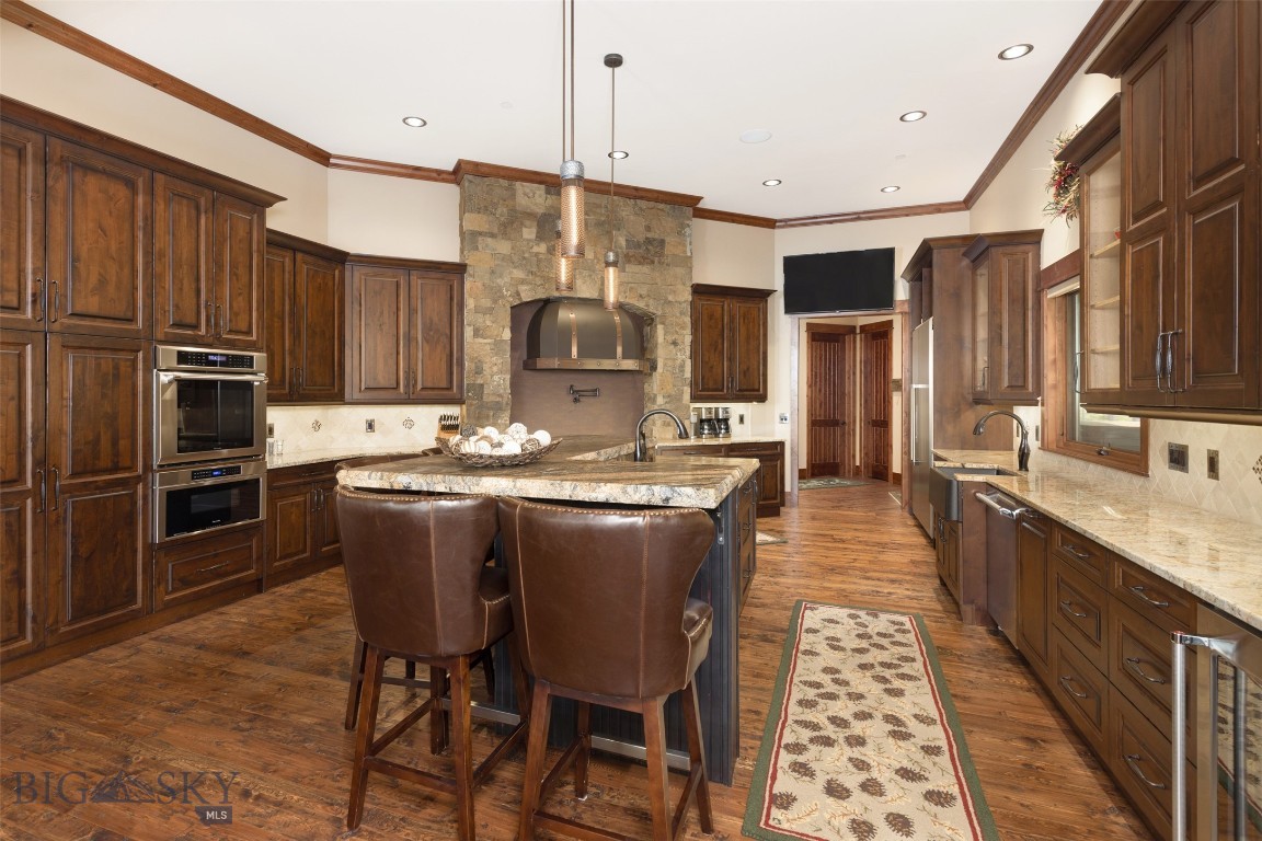 3 Sawbuck Road