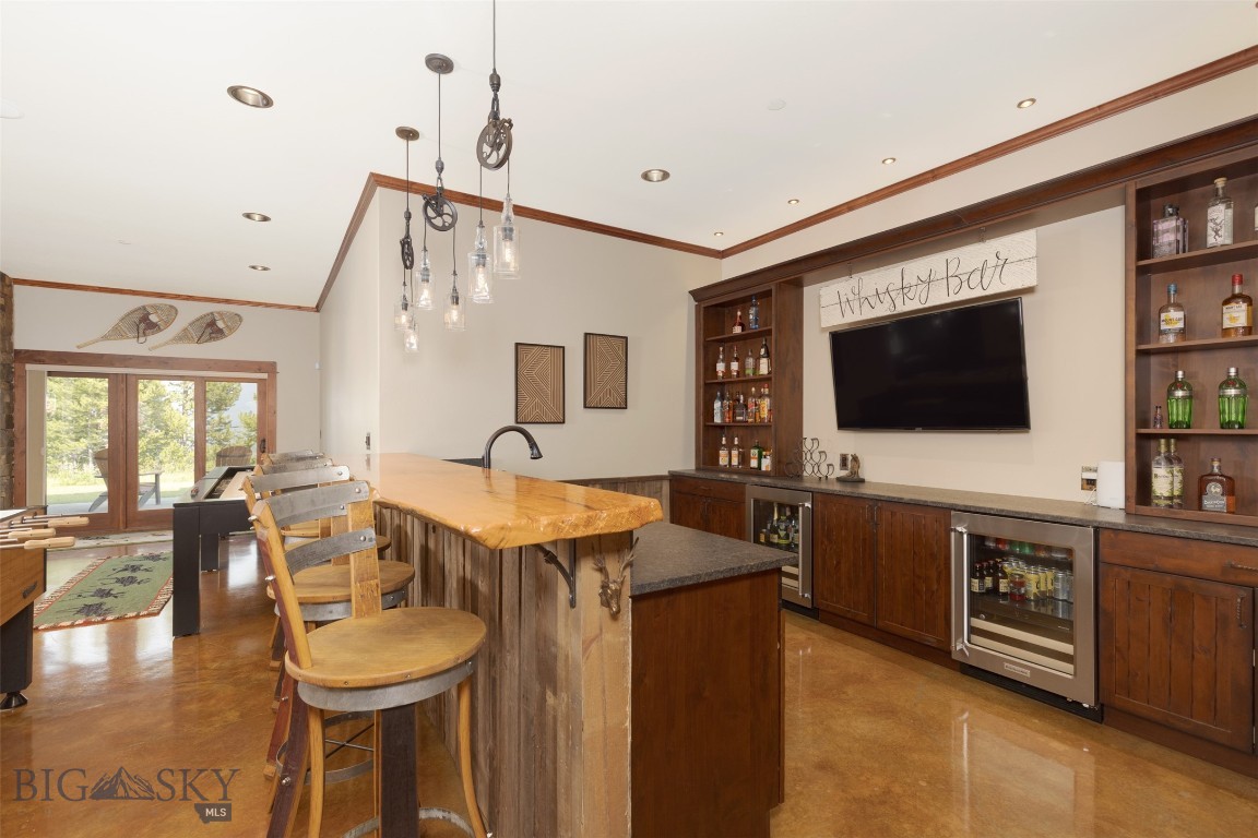 3 Sawbuck Road