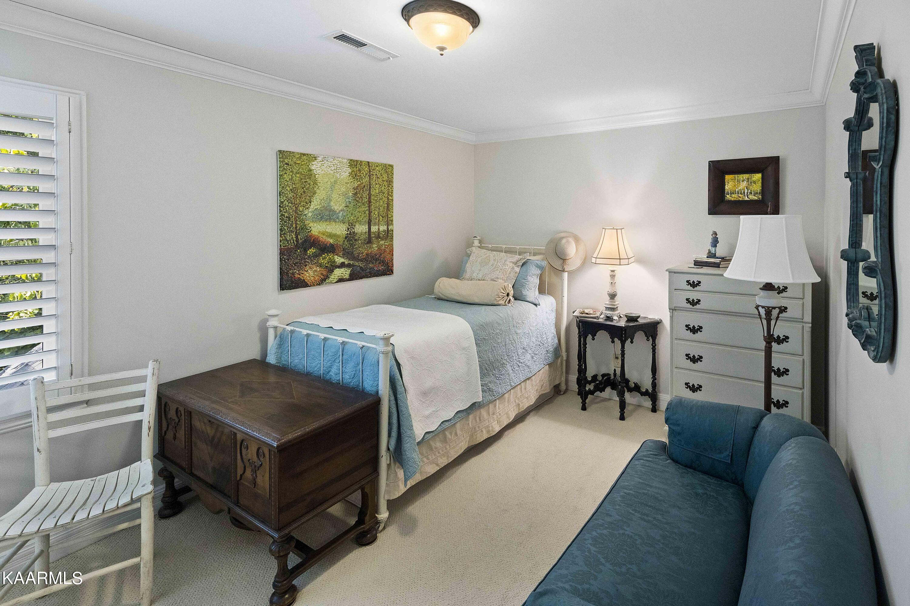 11909 Longstreet Place