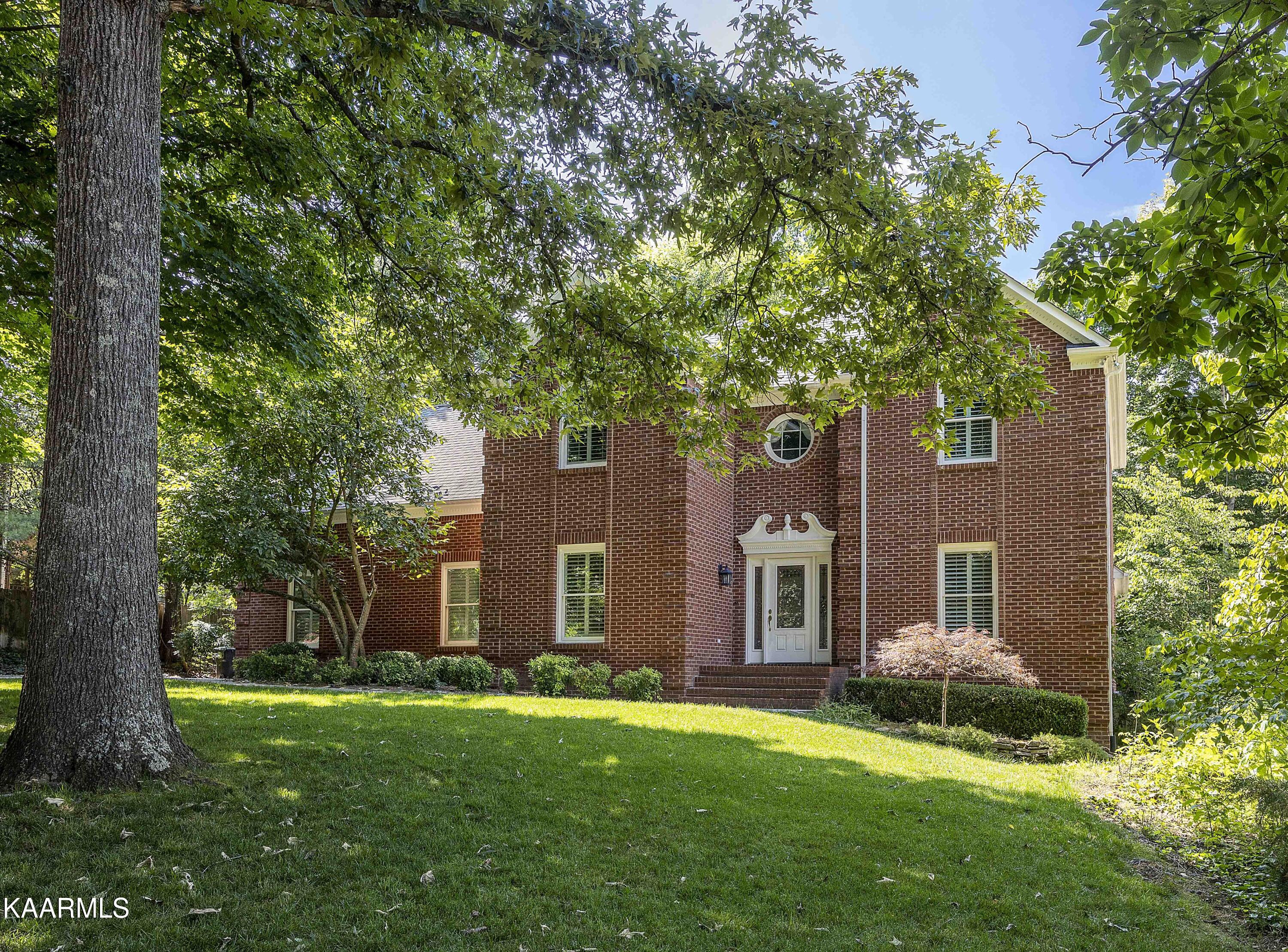 11909 Longstreet Place