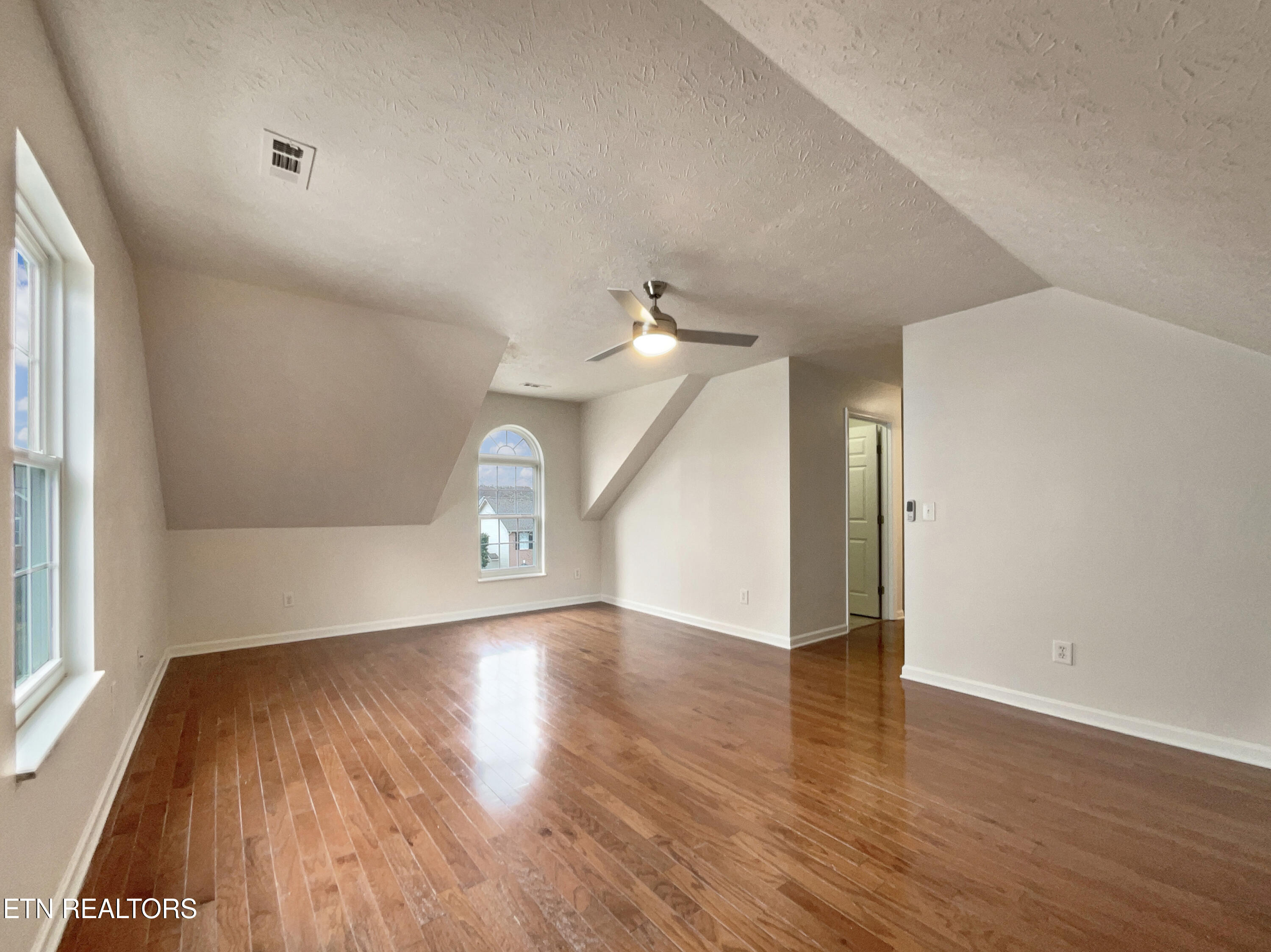 5726 Lagerfield Lane