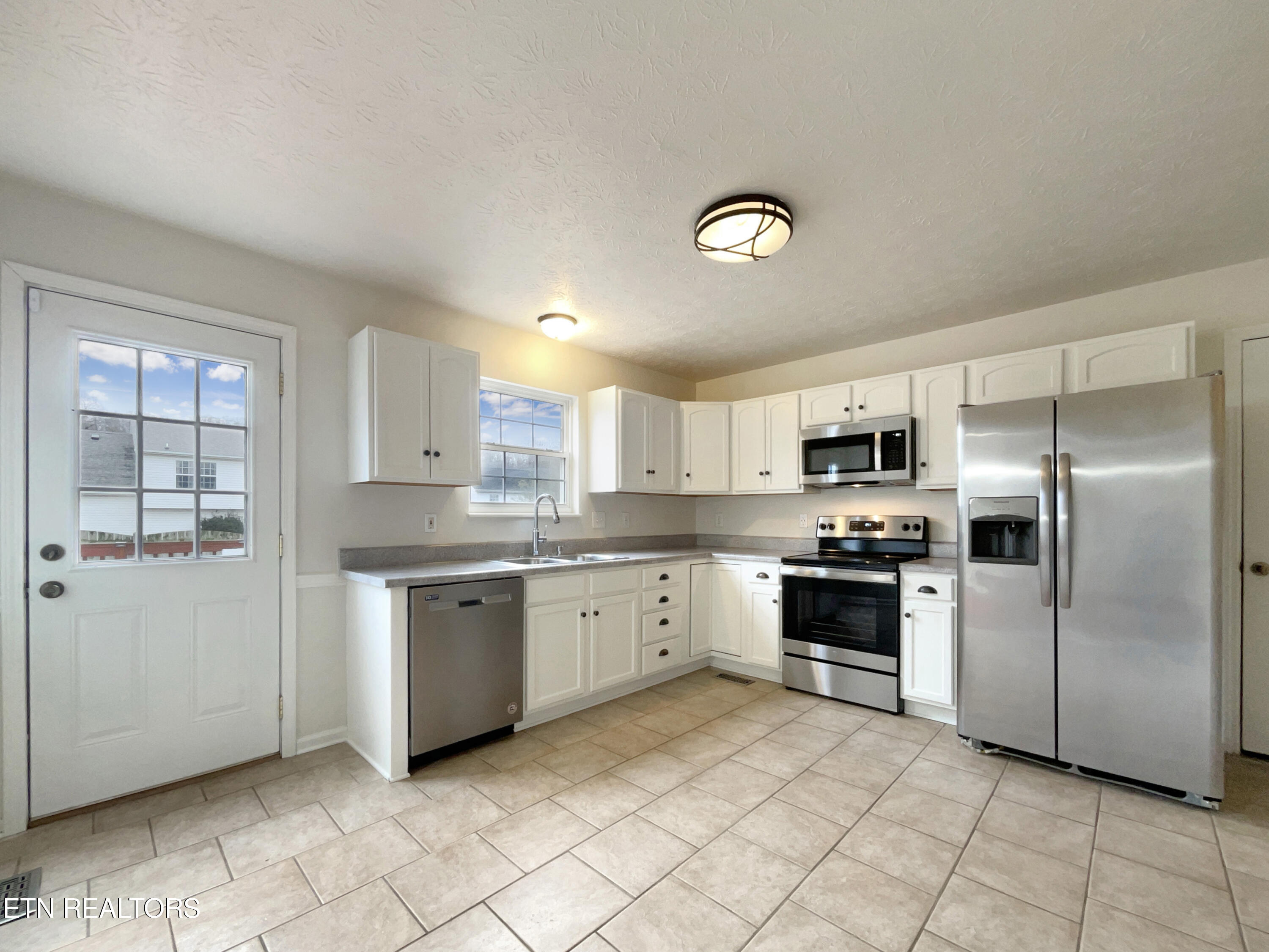 5726 Lagerfield Lane
