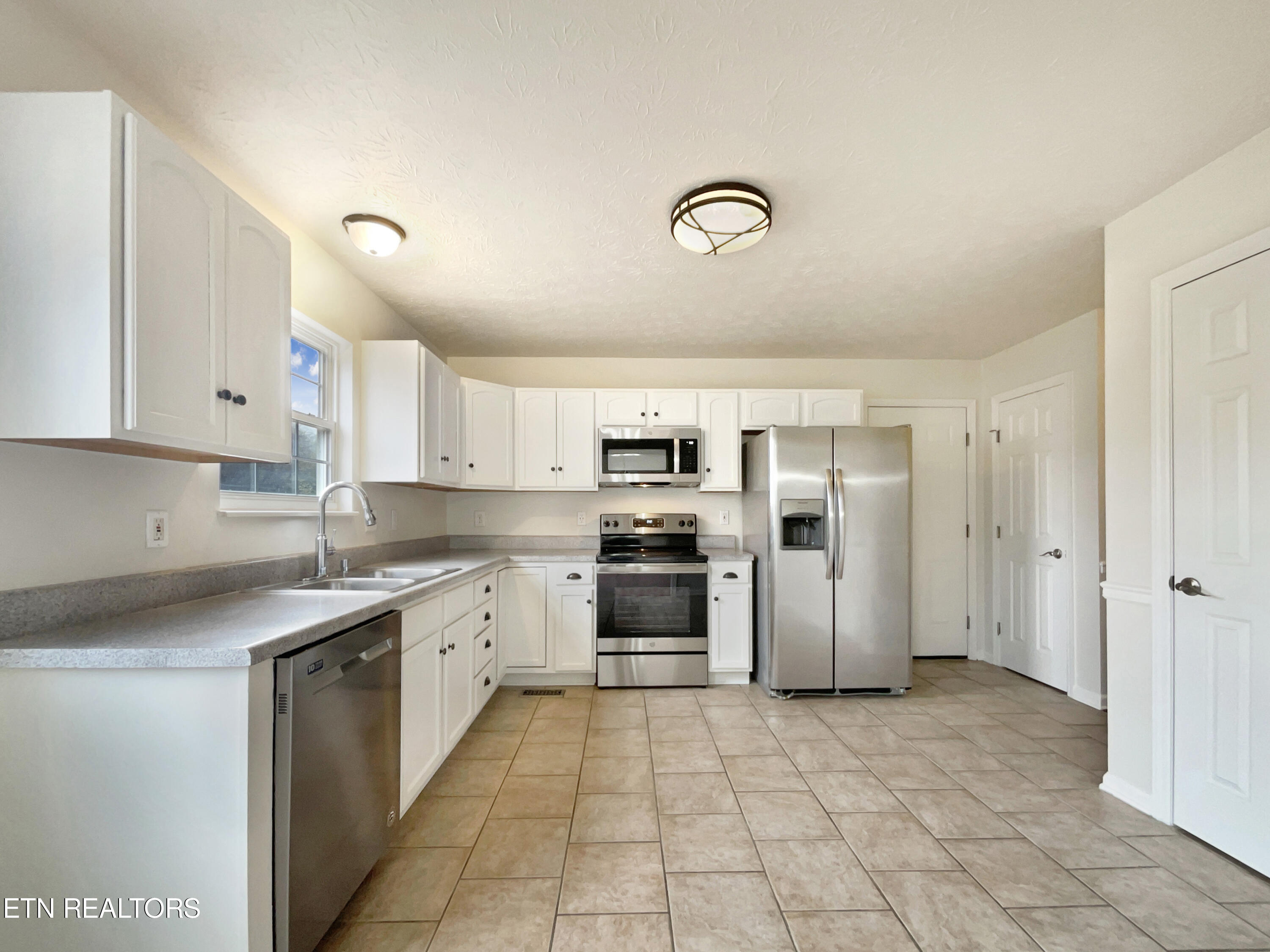 5726 Lagerfield Lane