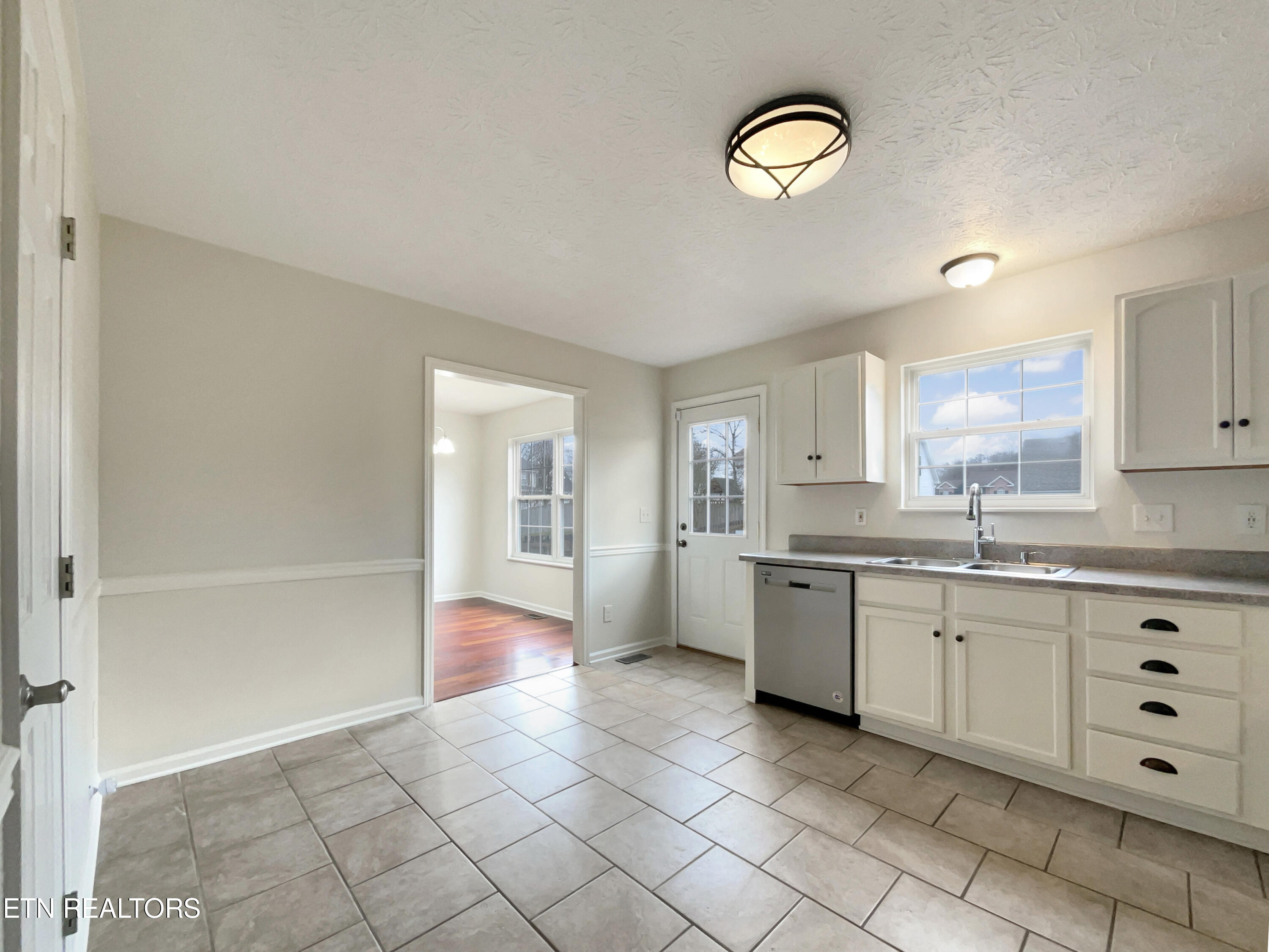 5726 Lagerfield Lane