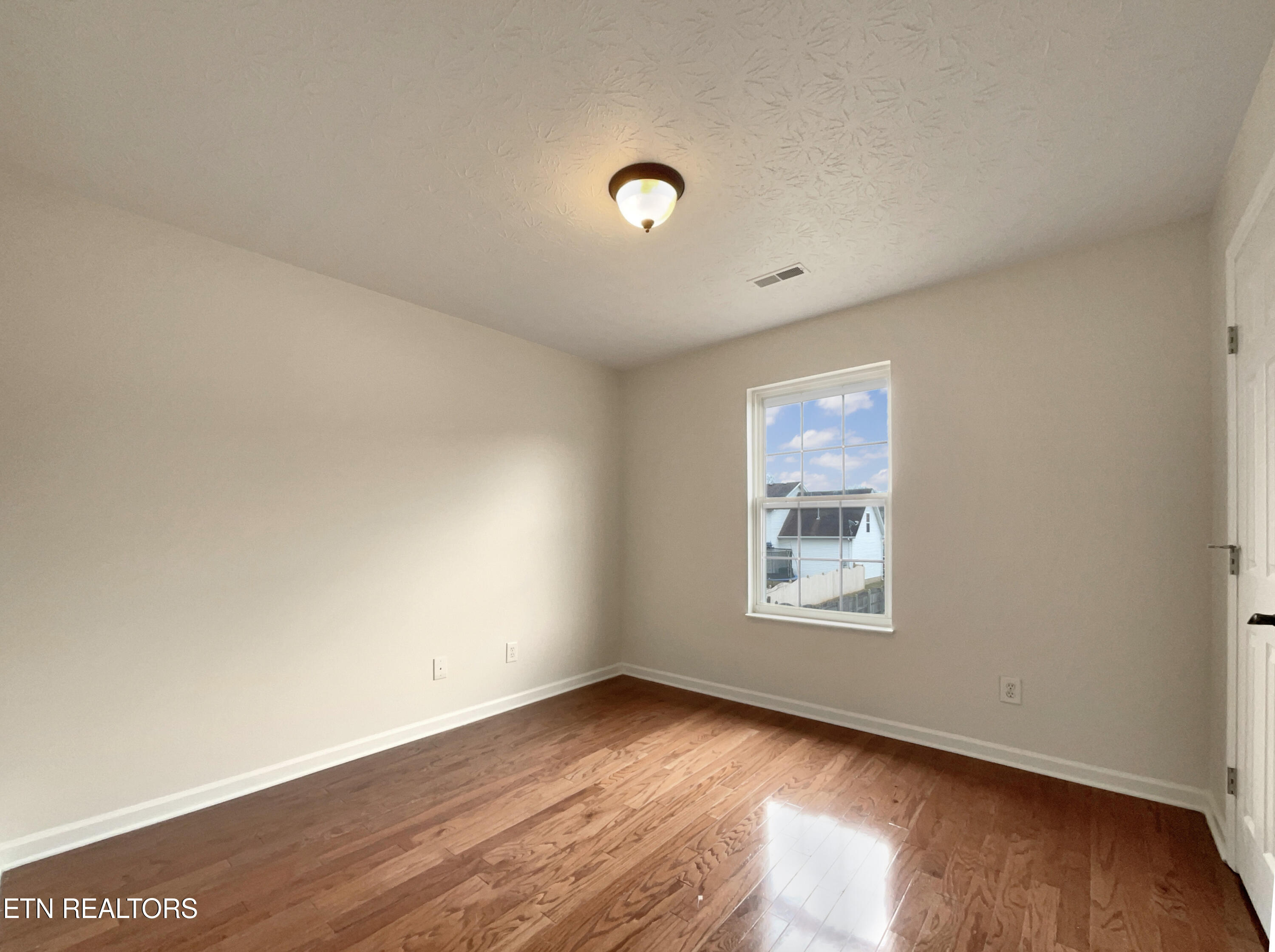 5726 Lagerfield Lane