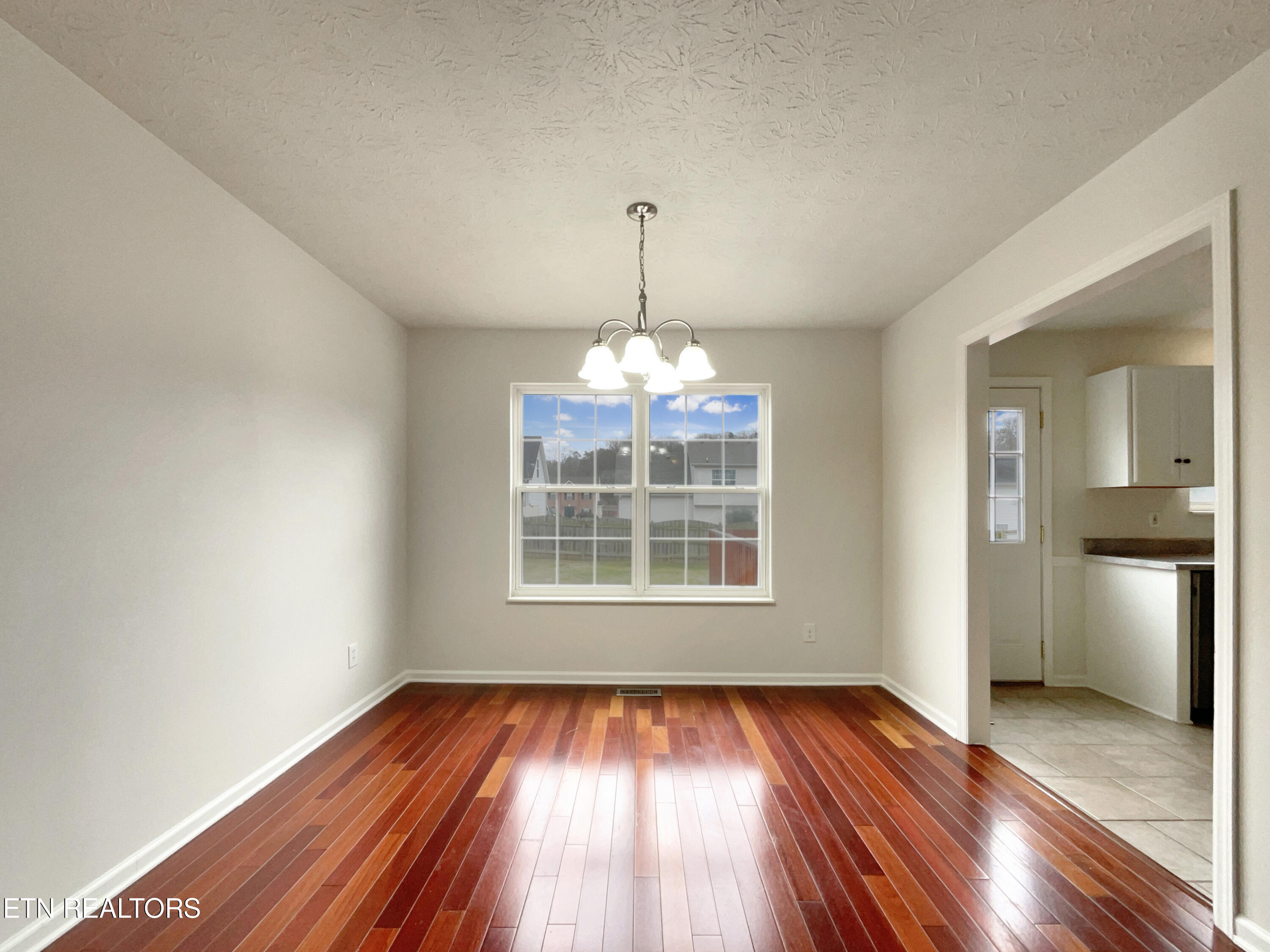 5726 Lagerfield Lane