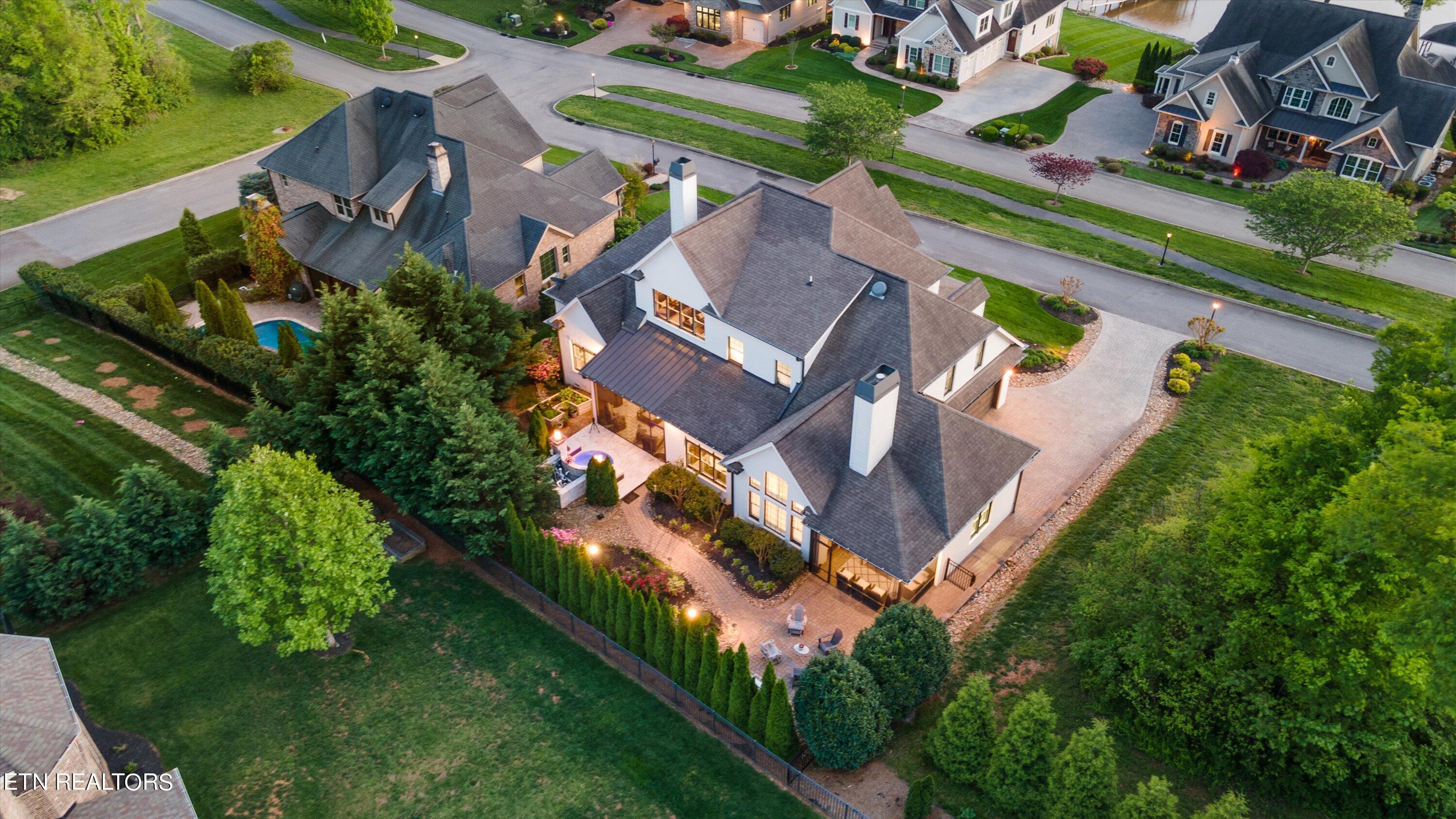 1222 Charlottesville Blvd