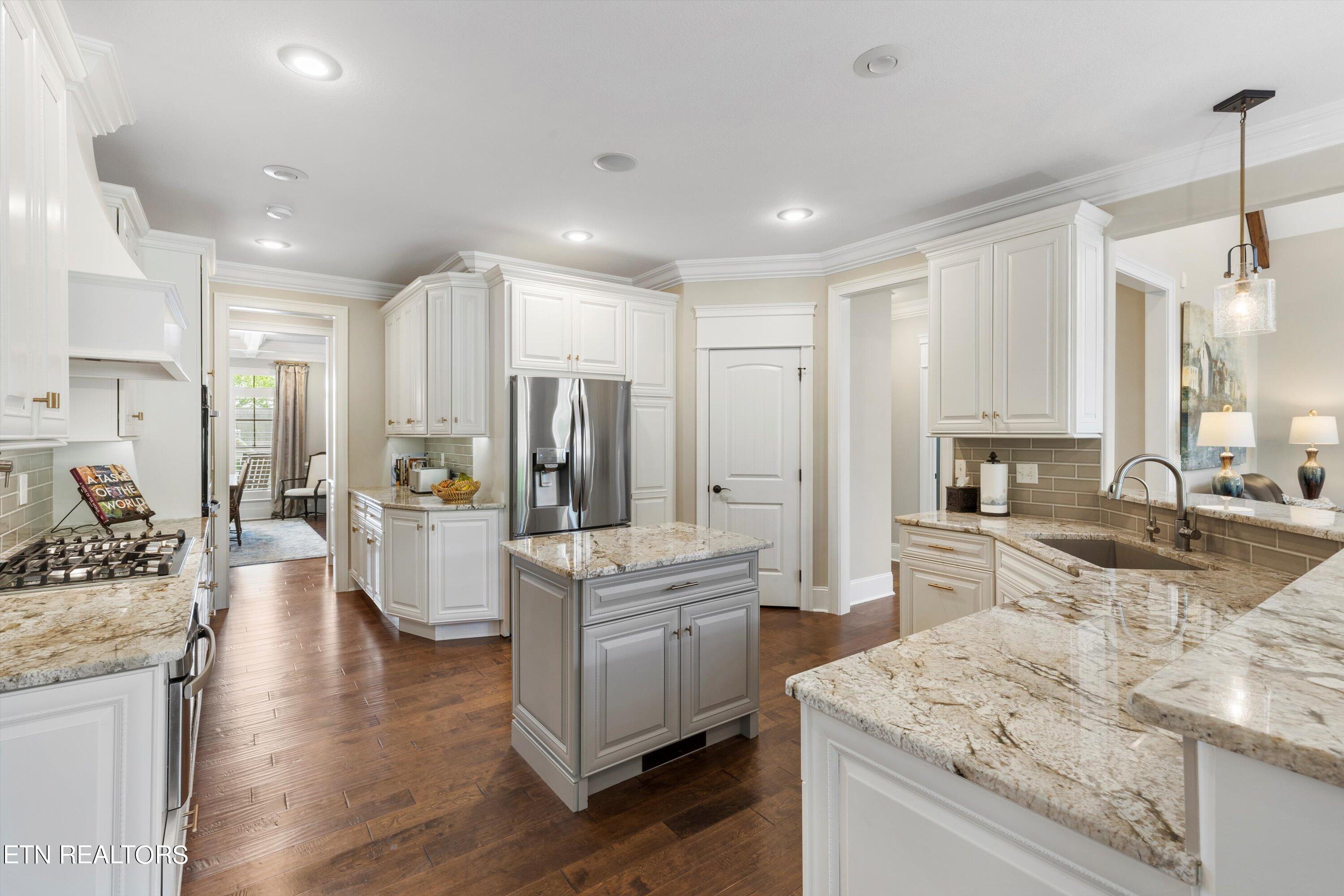 1222 Charlottesville Blvd