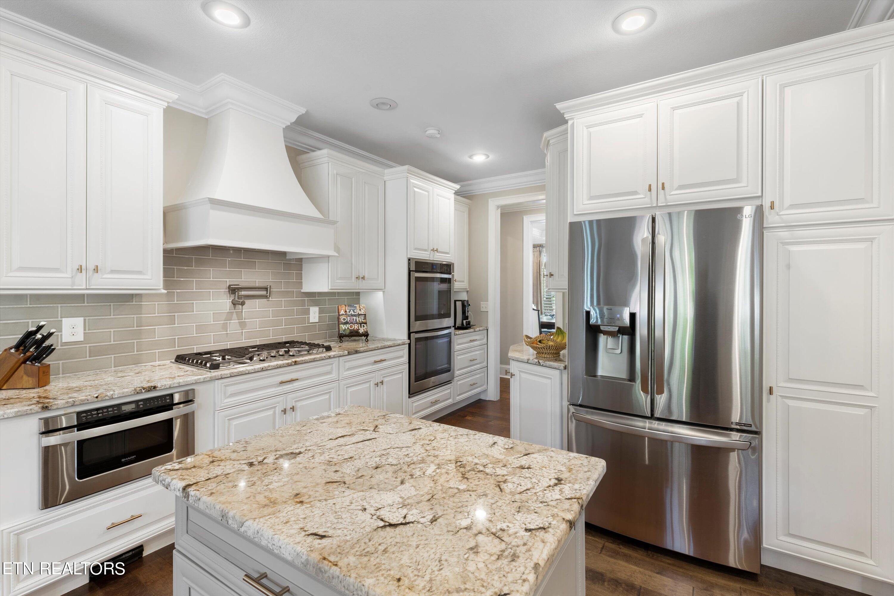 1222 Charlottesville Blvd