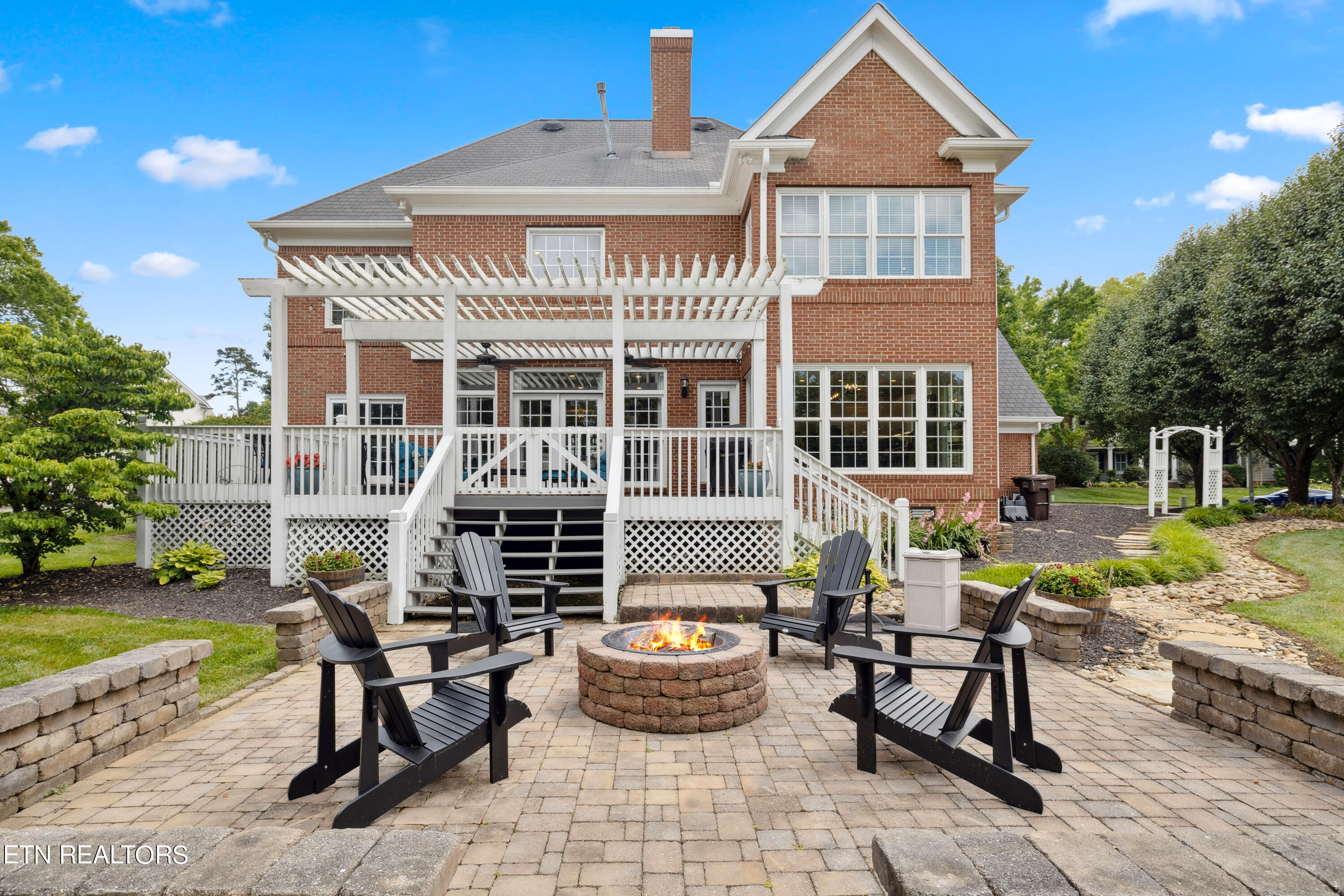 1413 Mont Cove Blvd