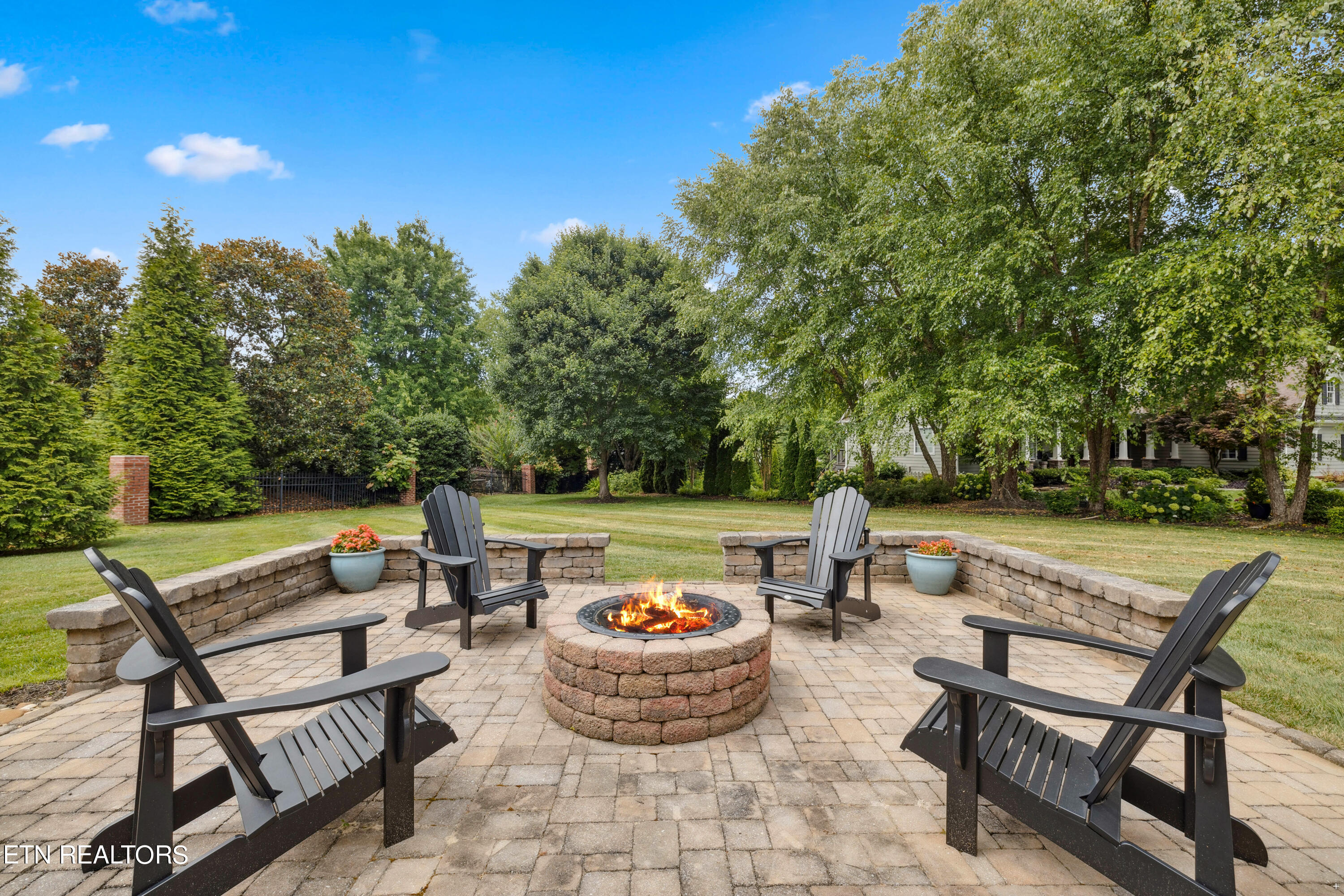 1413 Mont Cove Blvd