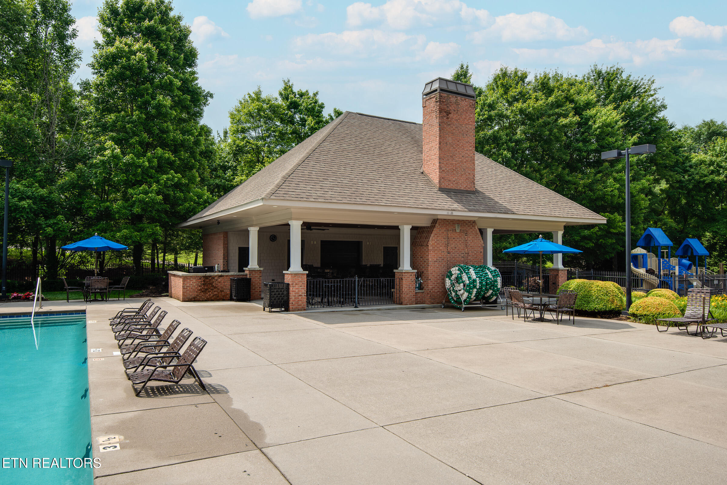 1538 Wembley Hills Rd