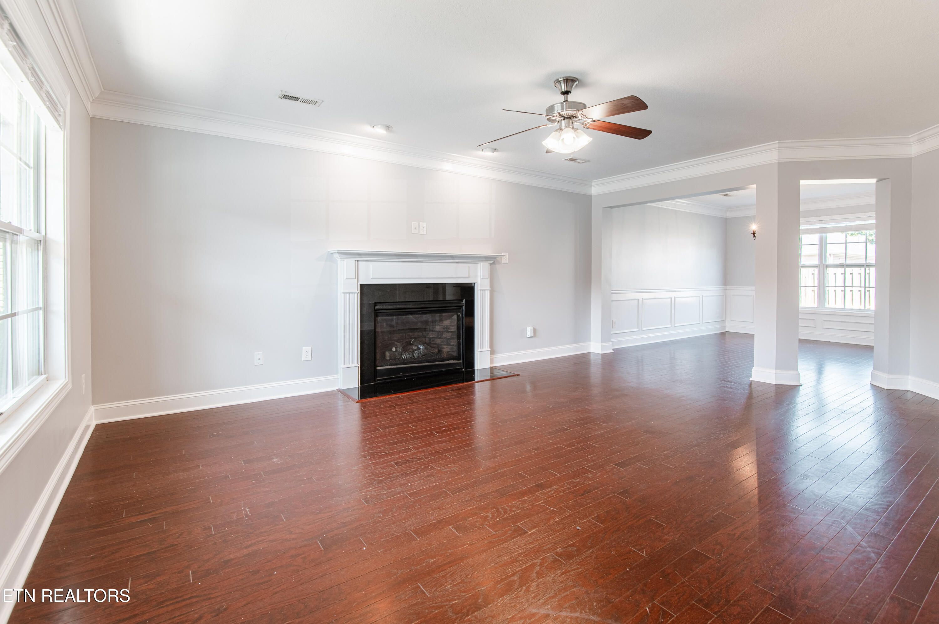 1529 Chariot Lane