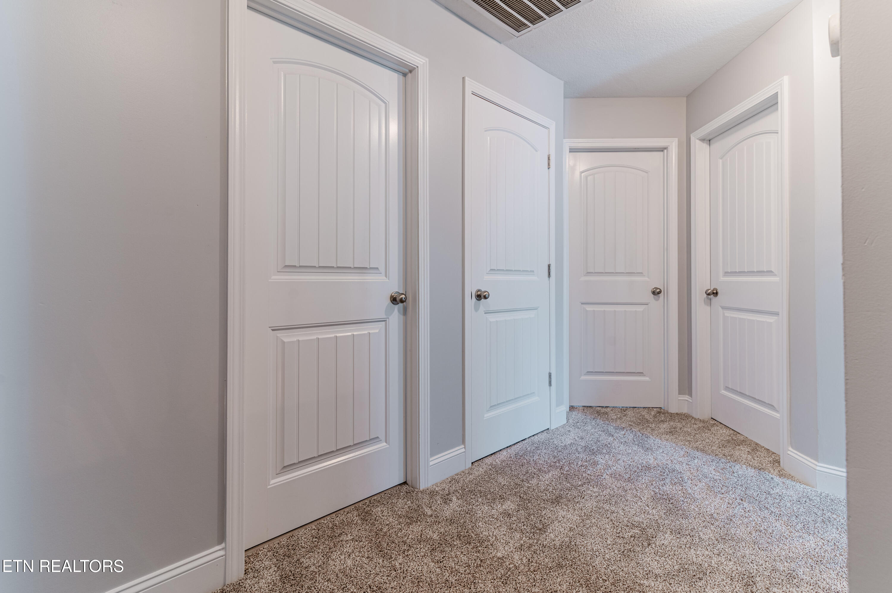 1529 Chariot Lane
