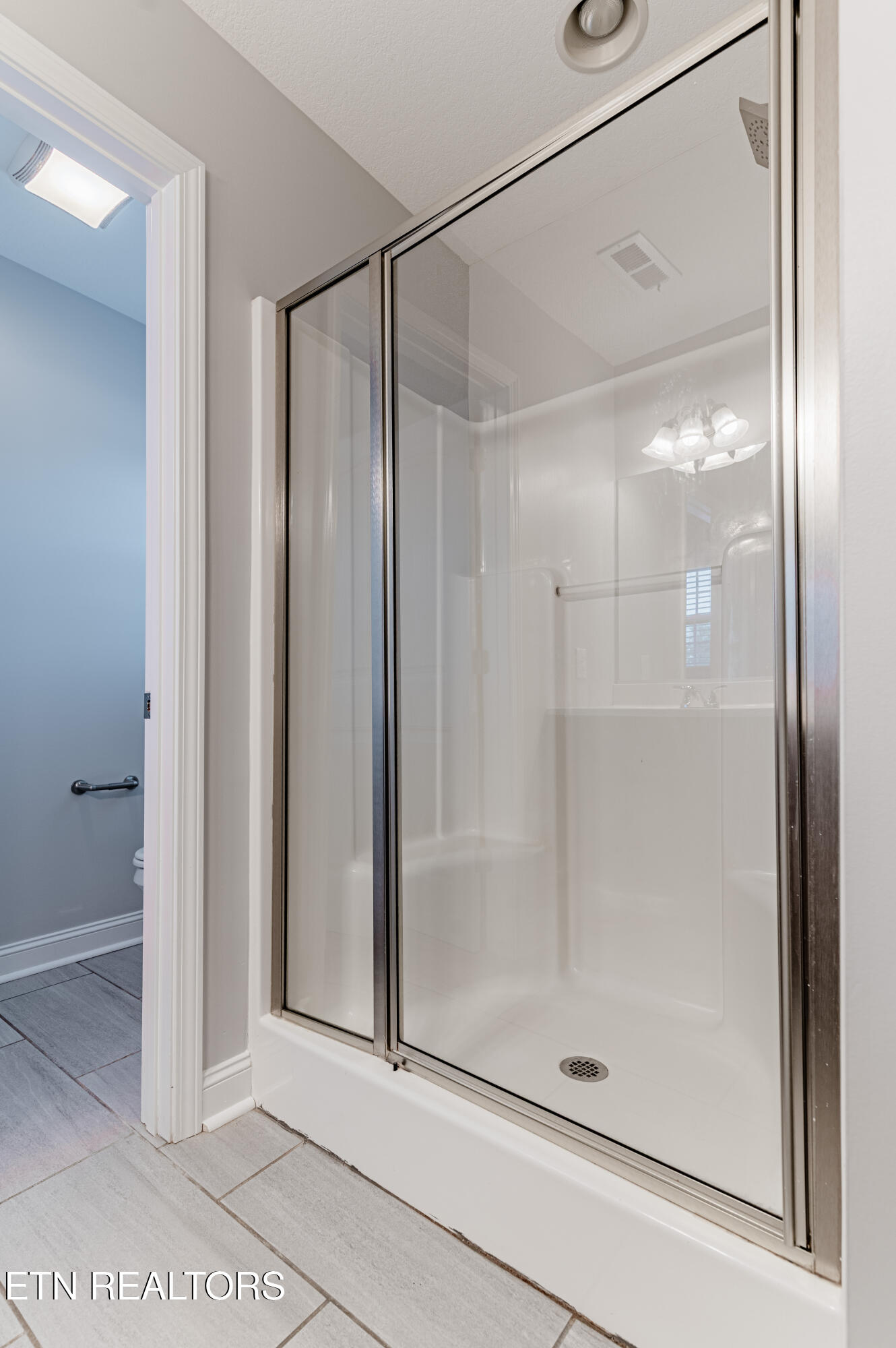 1529 Chariot Lane