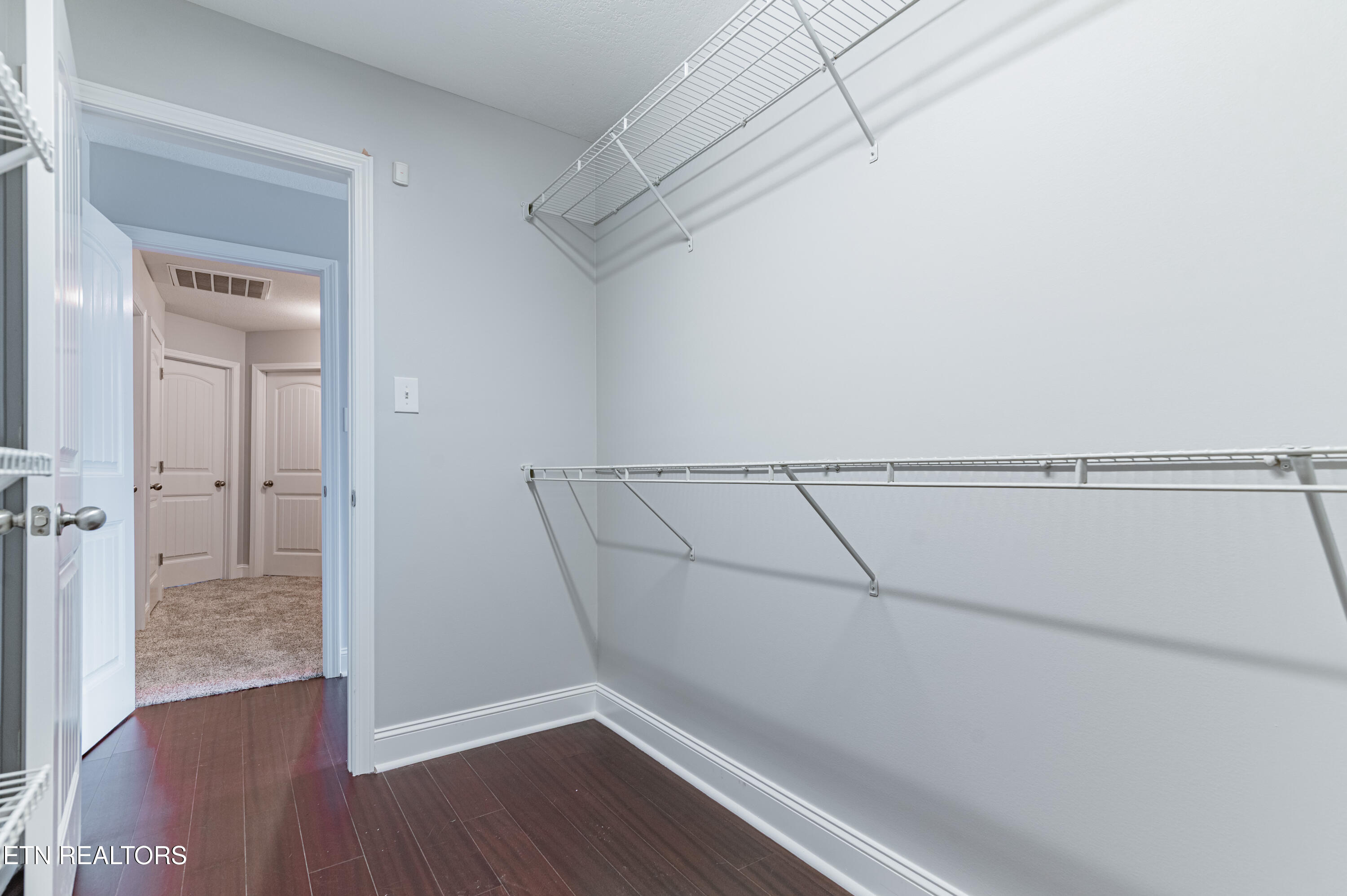 1529 Chariot Lane