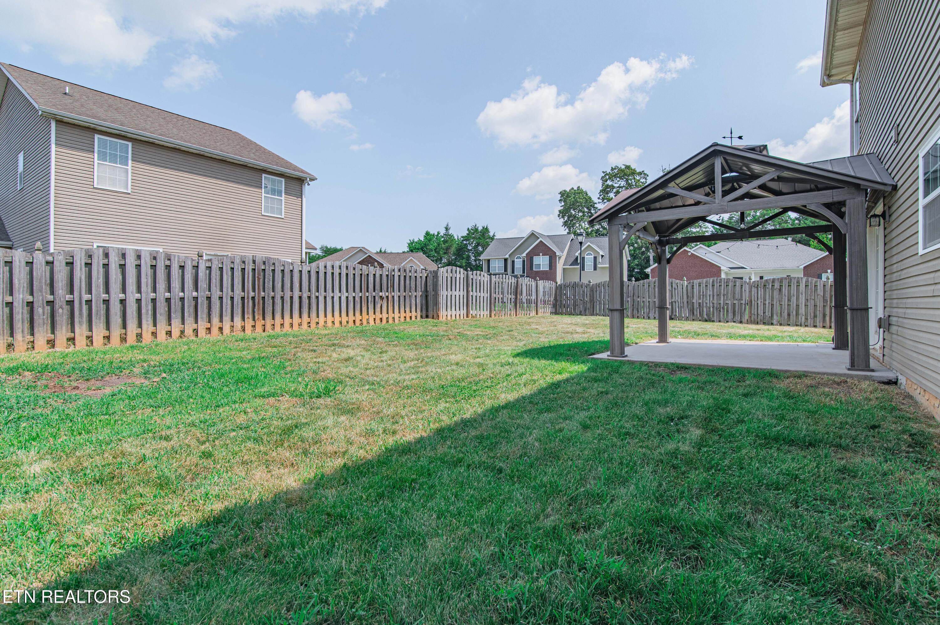 1529 Chariot Lane