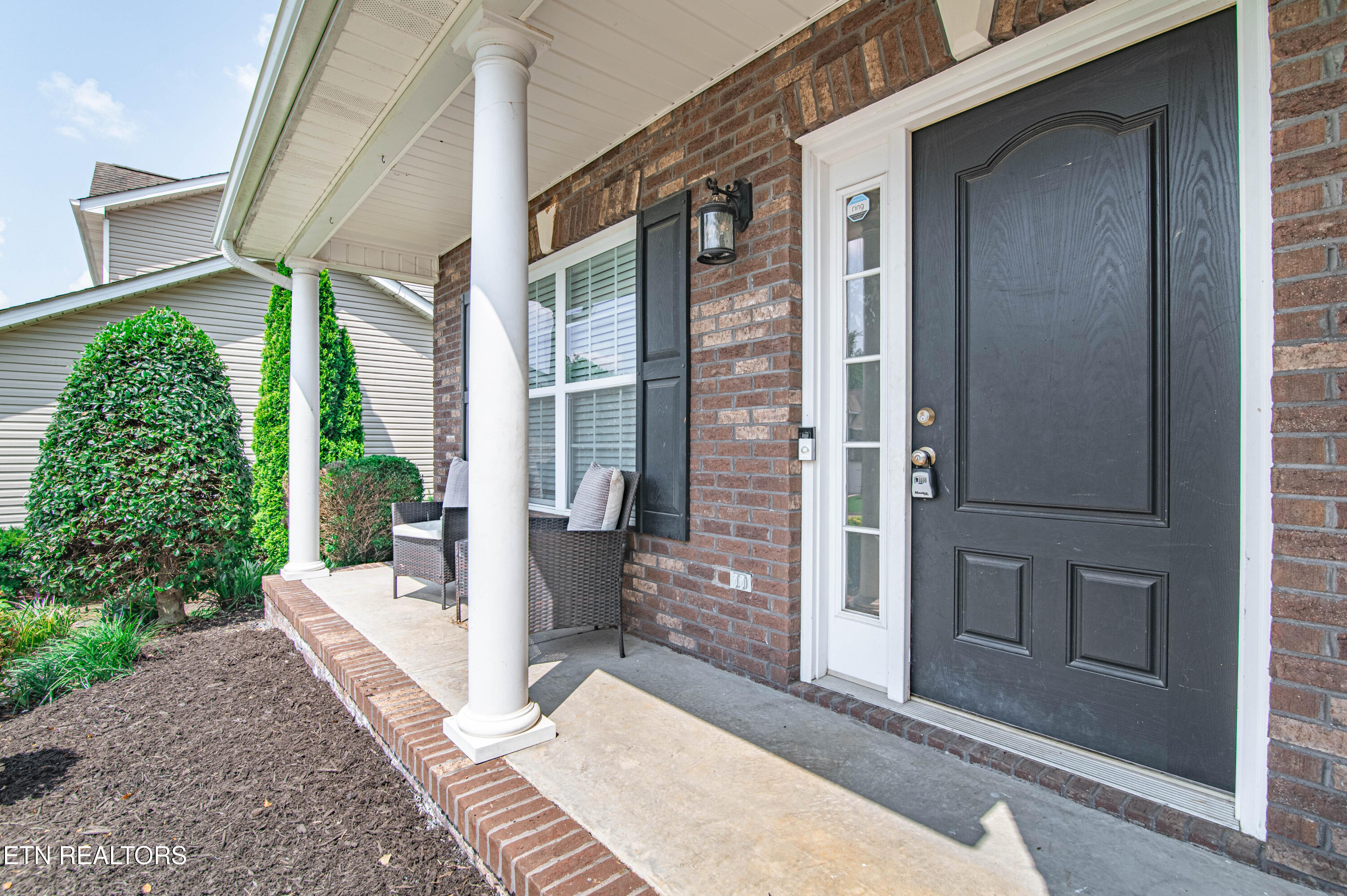 1529 Chariot Lane