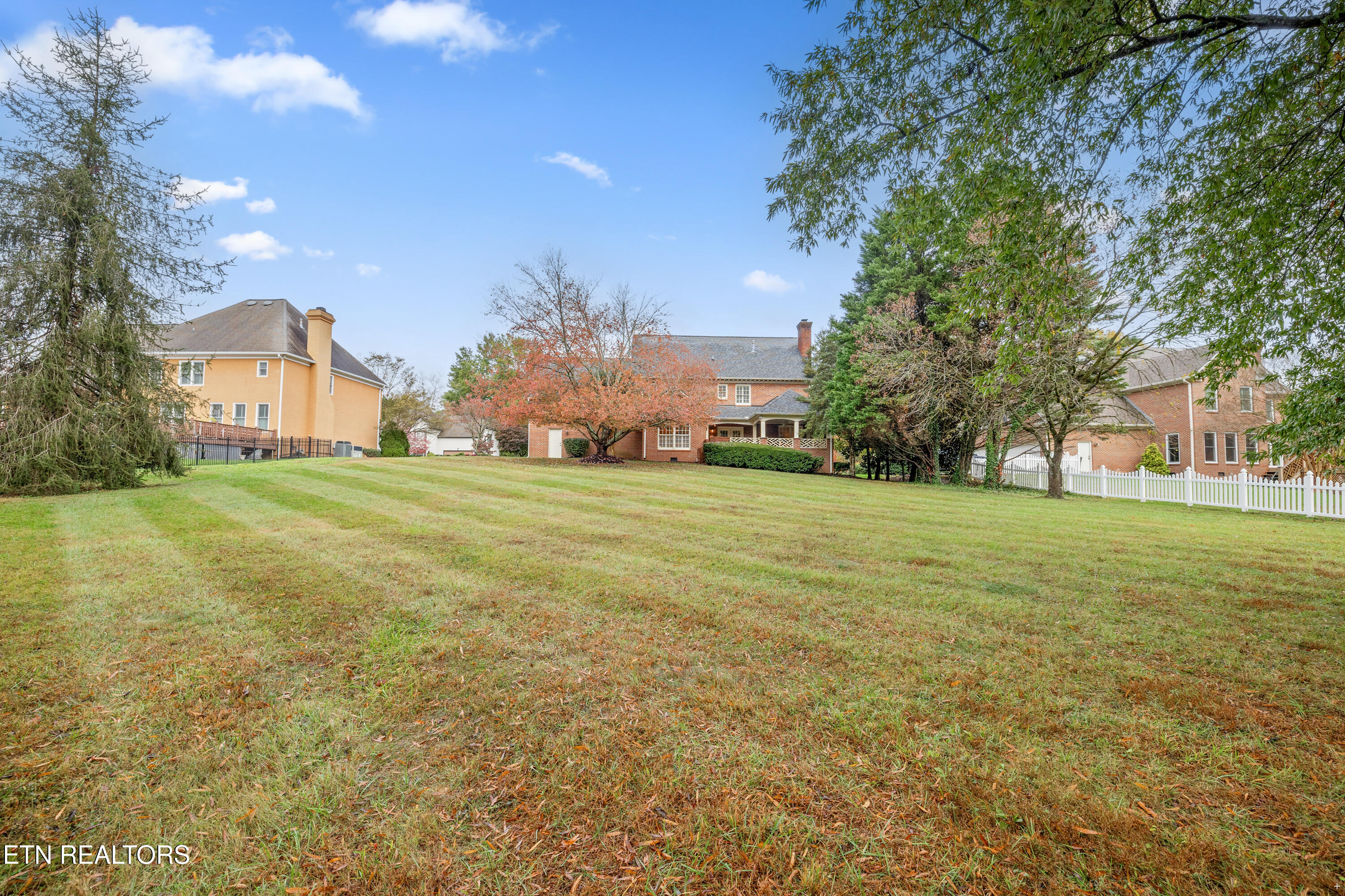 7408 Lawford Rd