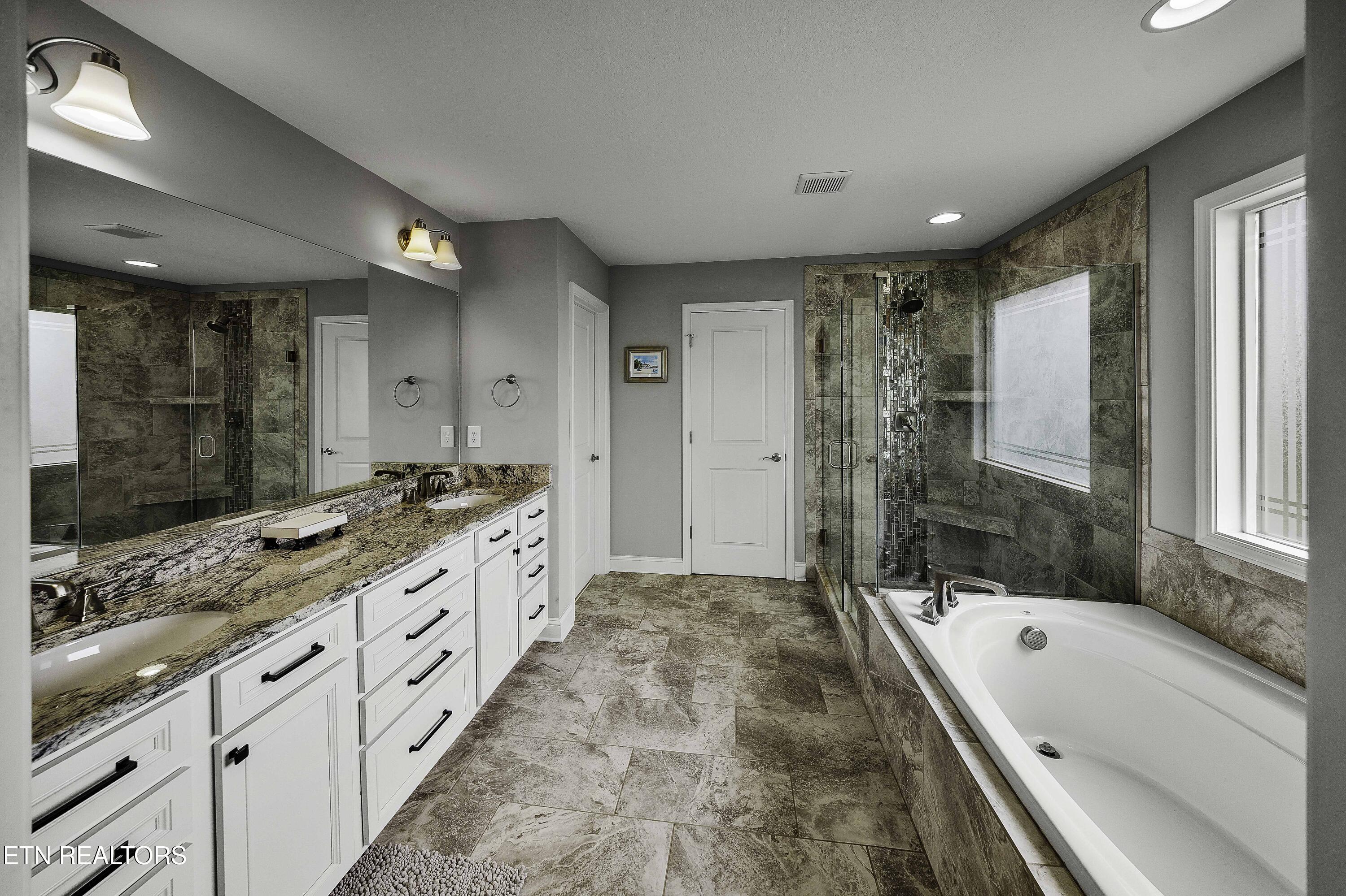 2515 Timber Highlands Lane