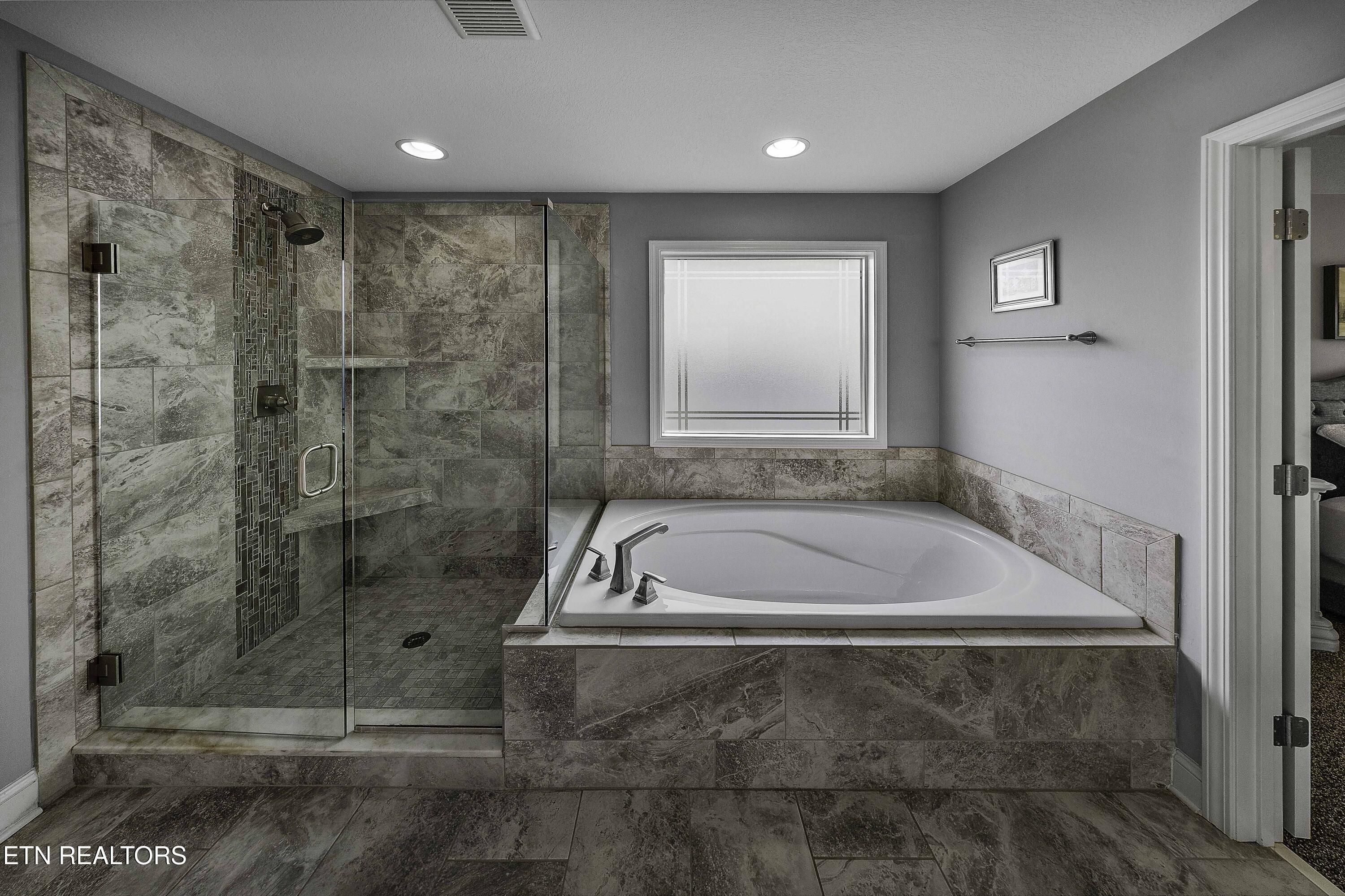 2515 Timber Highlands Lane