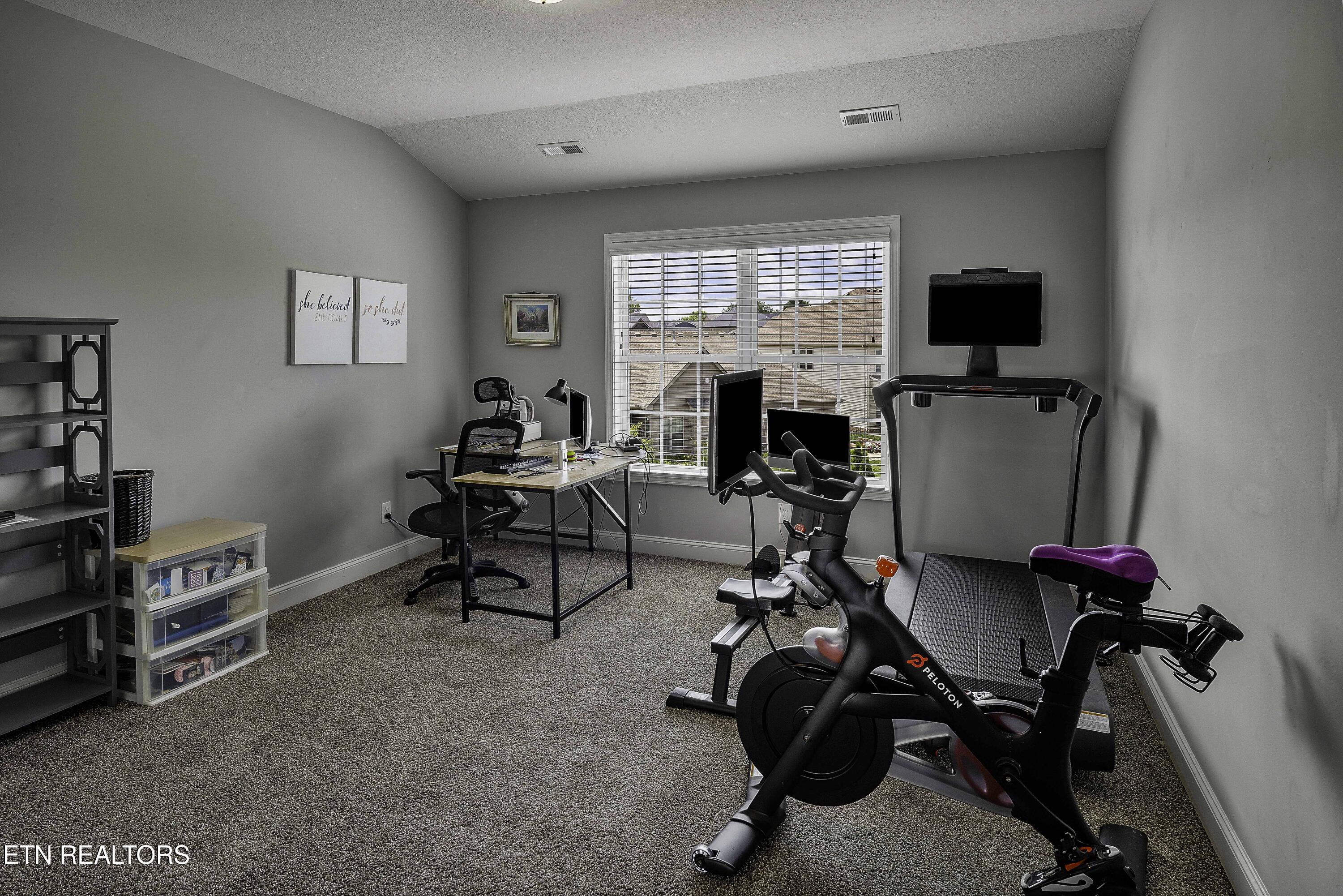 2515 Timber Highlands Lane