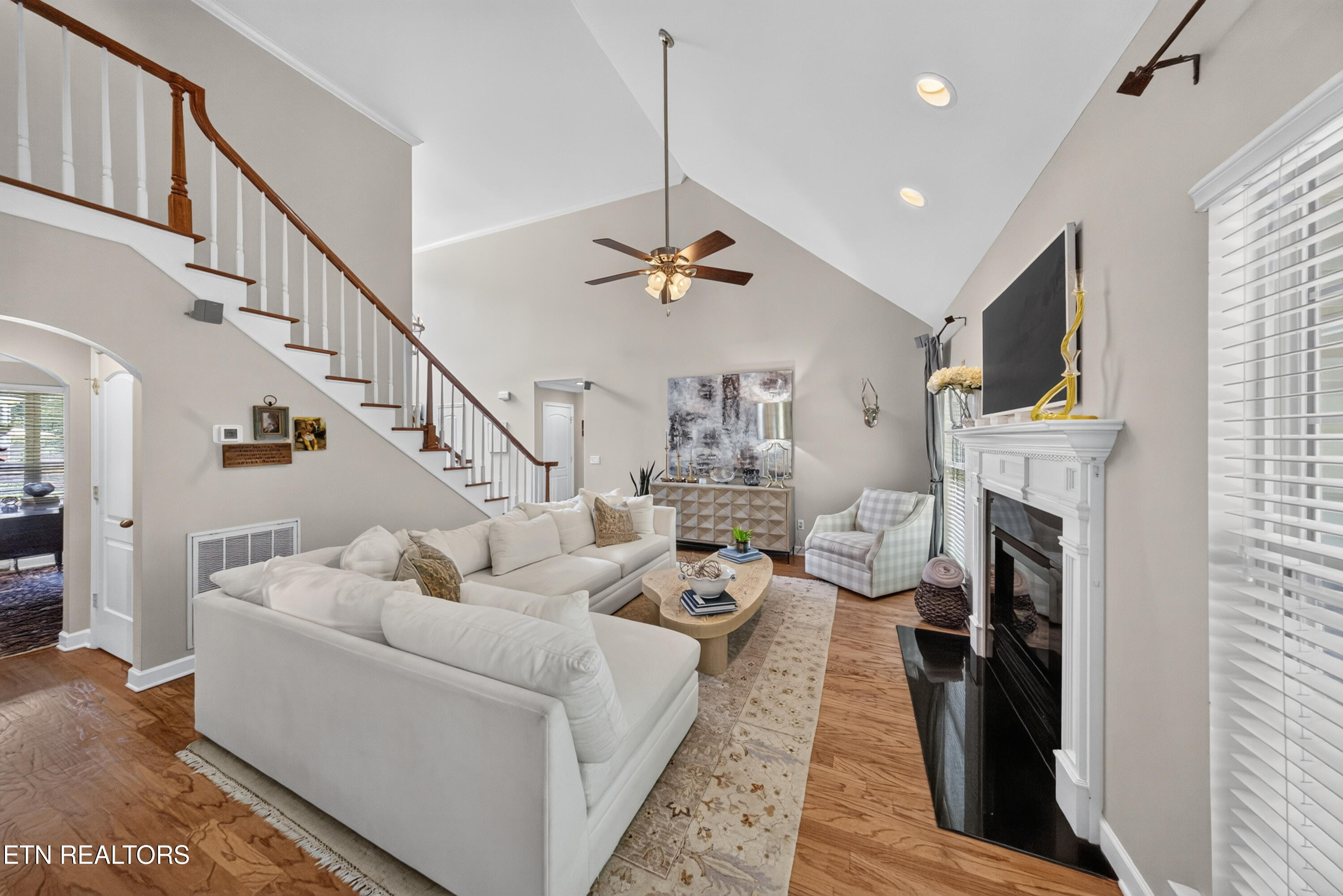 1332 Pershing Hill Lane