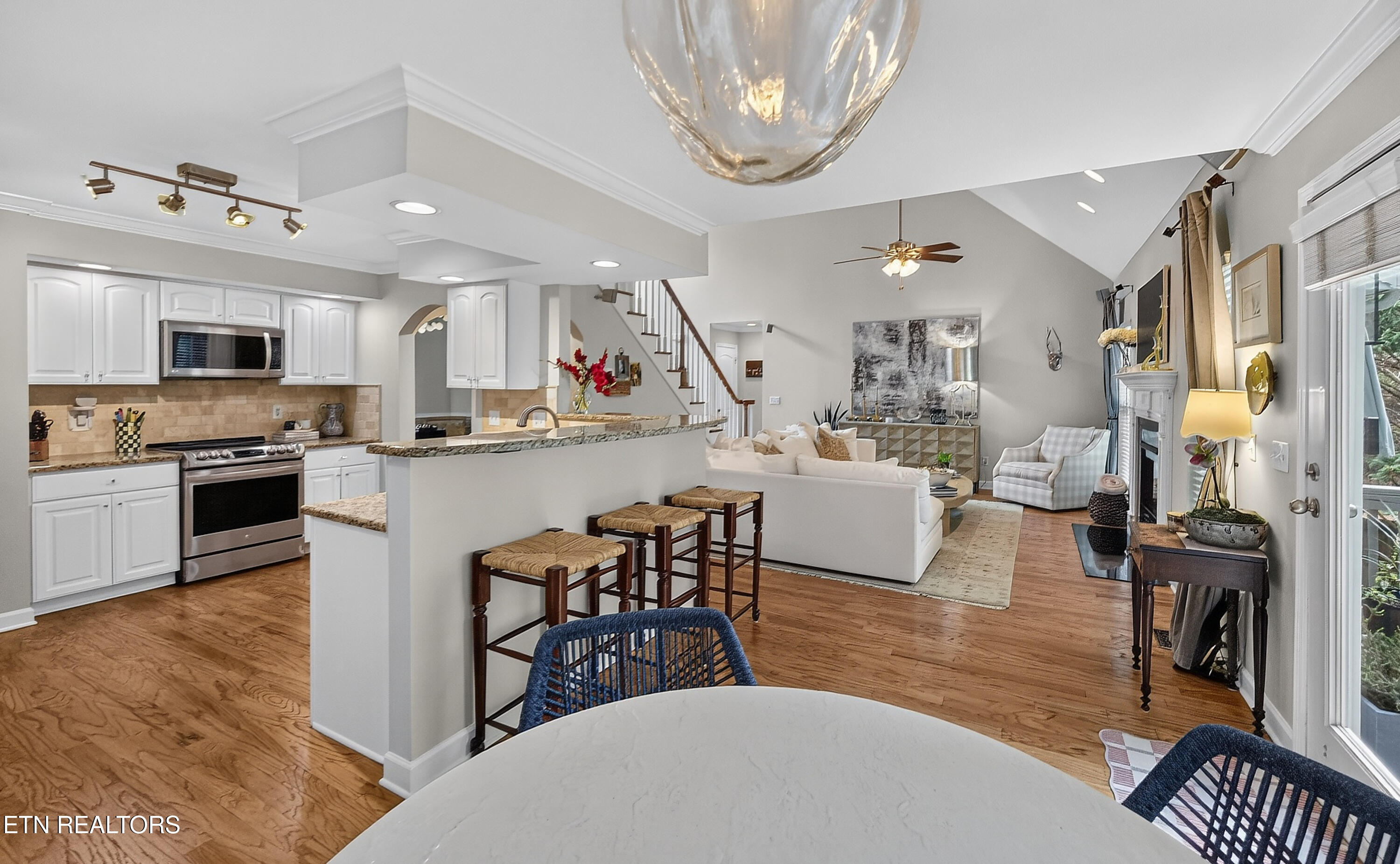 1332 Pershing Hill Lane