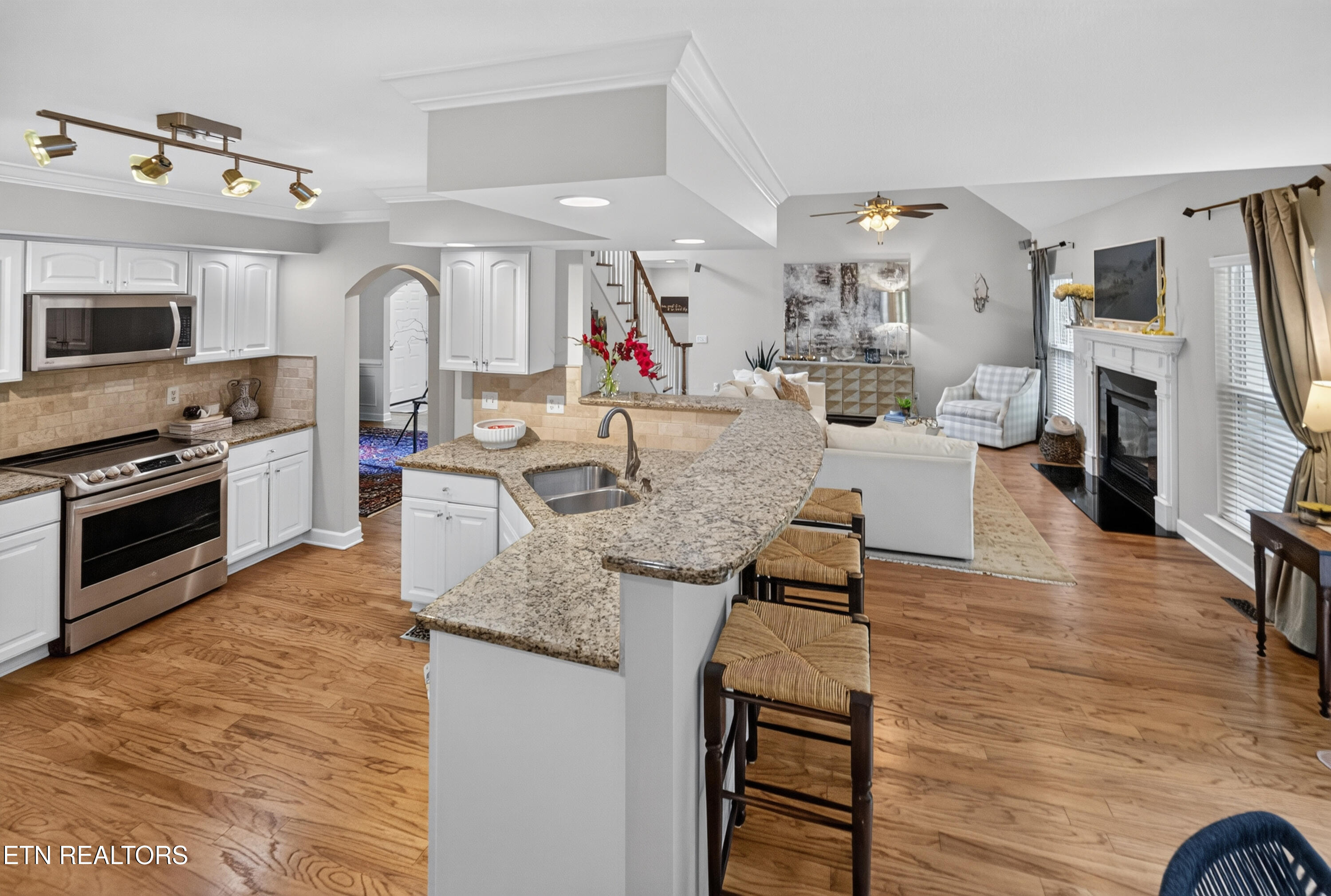 1332 Pershing Hill Lane