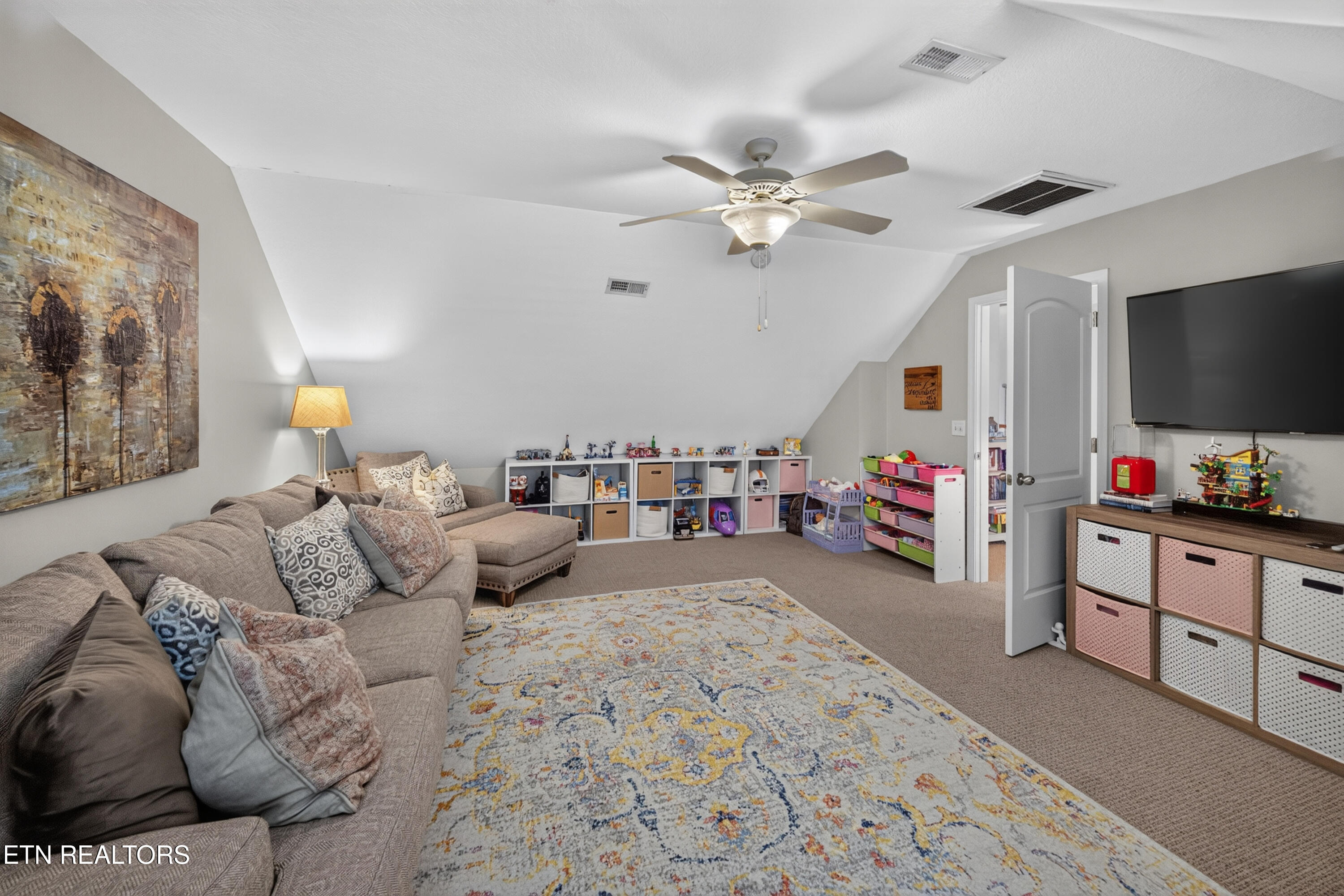 1332 Pershing Hill Lane