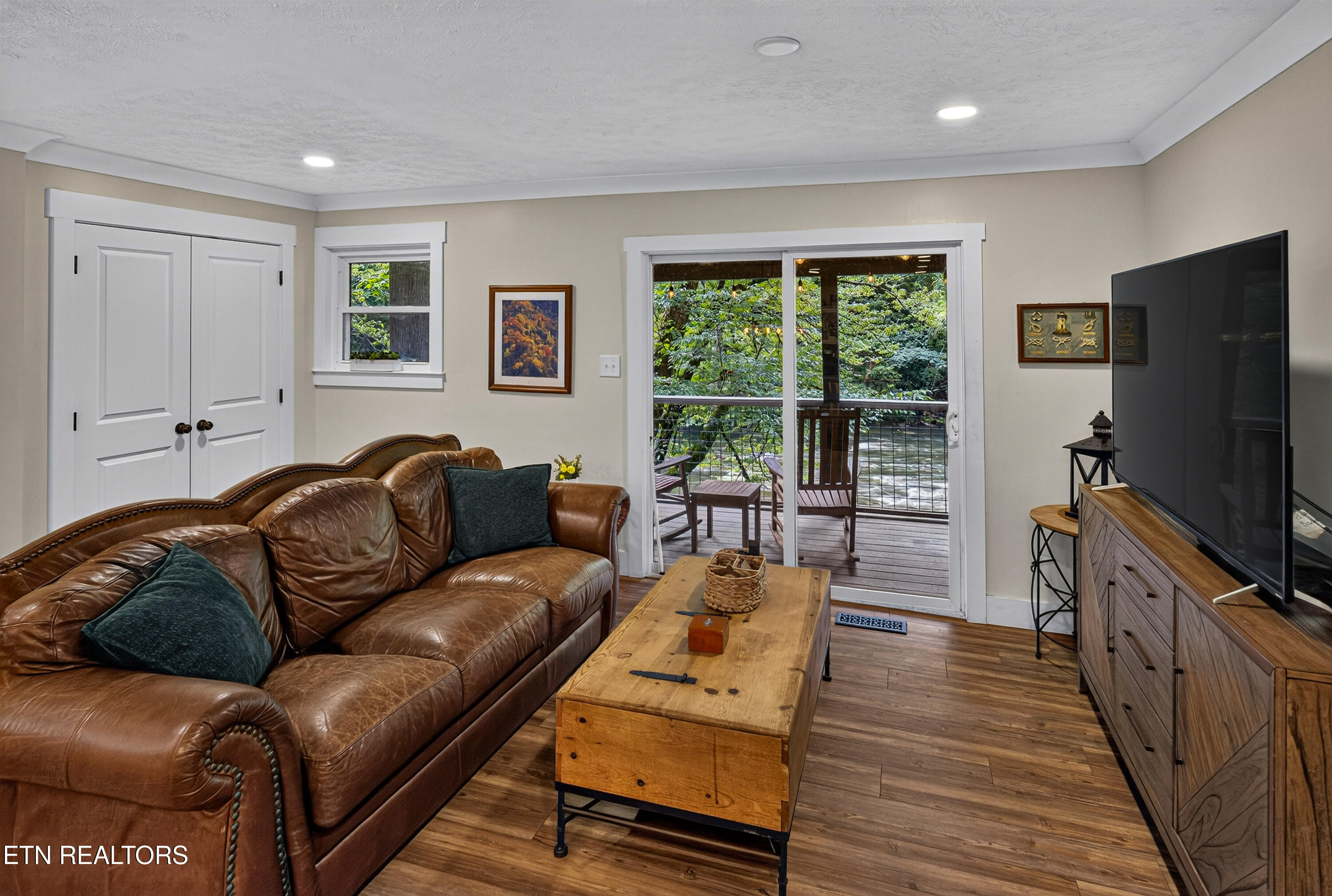6316 Old Walland Hwy