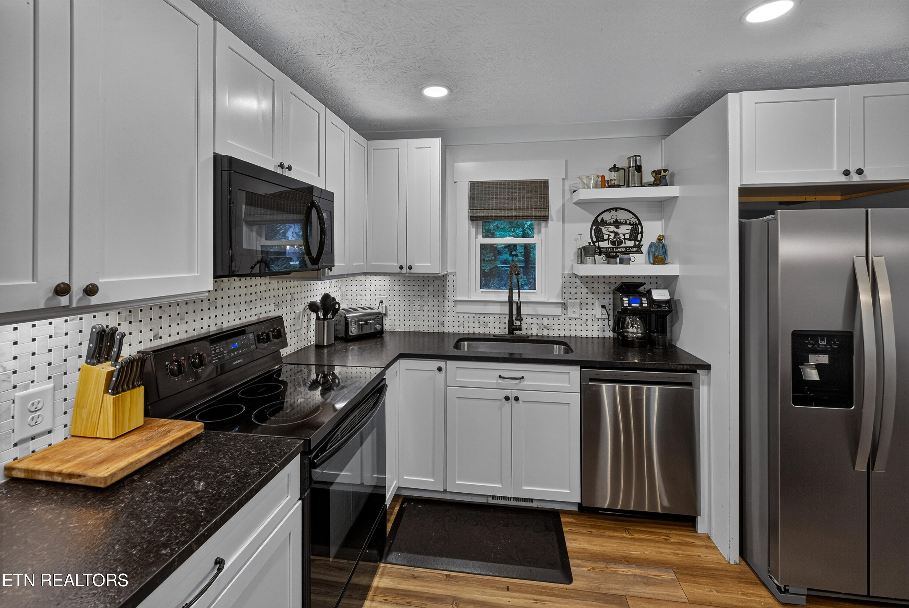 6316 Old Walland Hwy