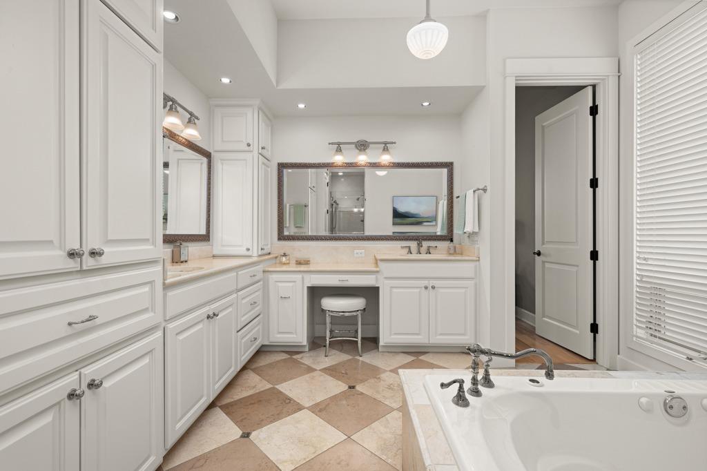 7321 Vista Mountain DR