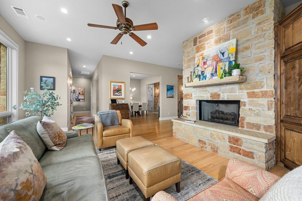 7321 Vista Mountain DR