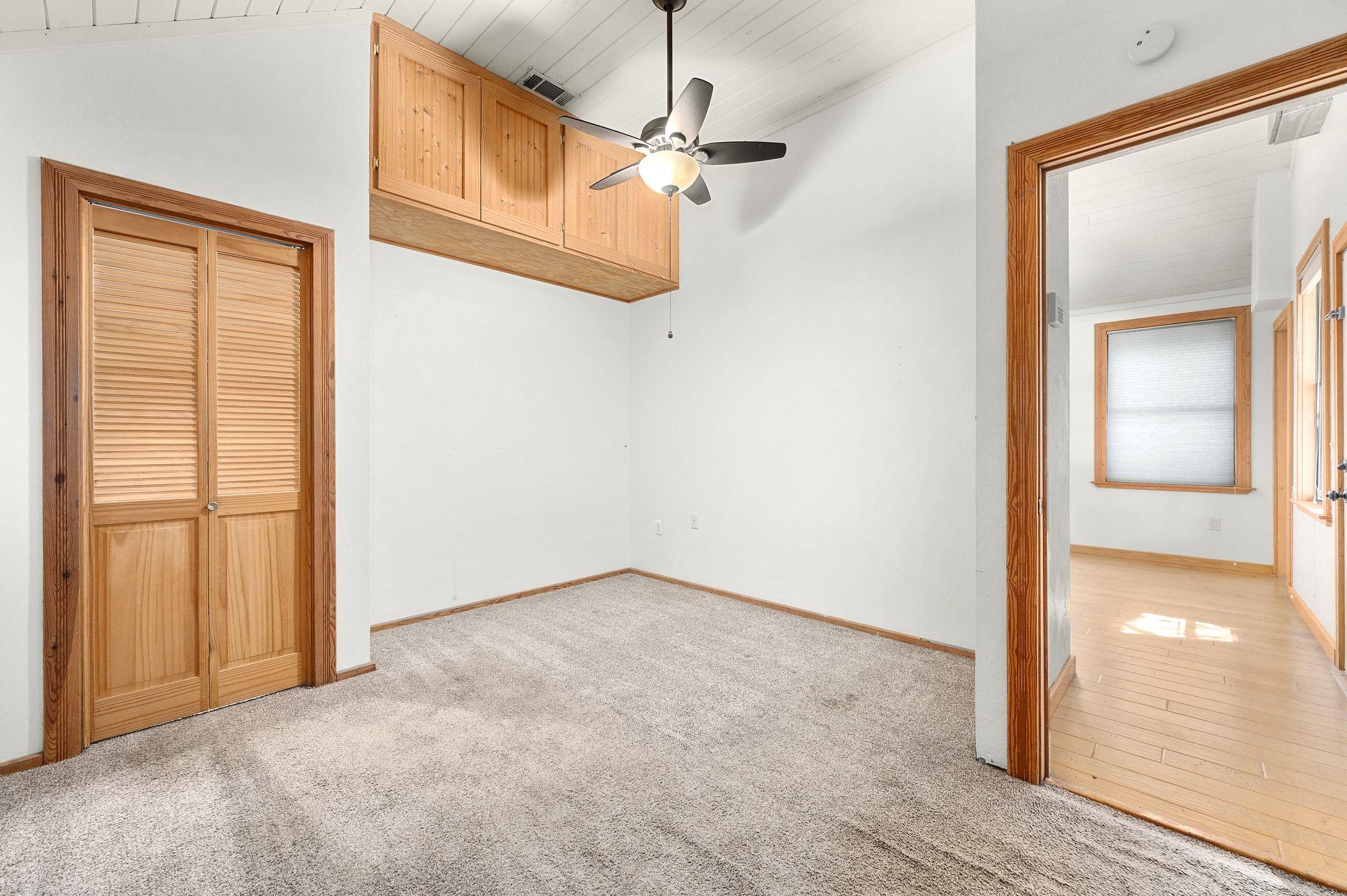 1811 Waterston Ave
