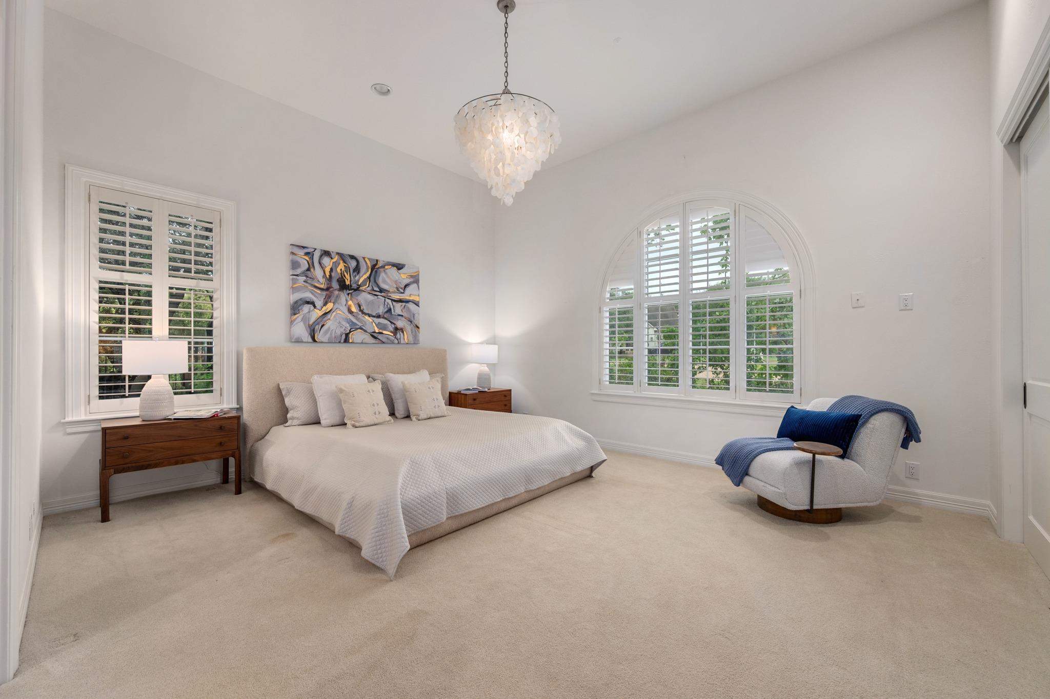 3407 Woodcutters WAY