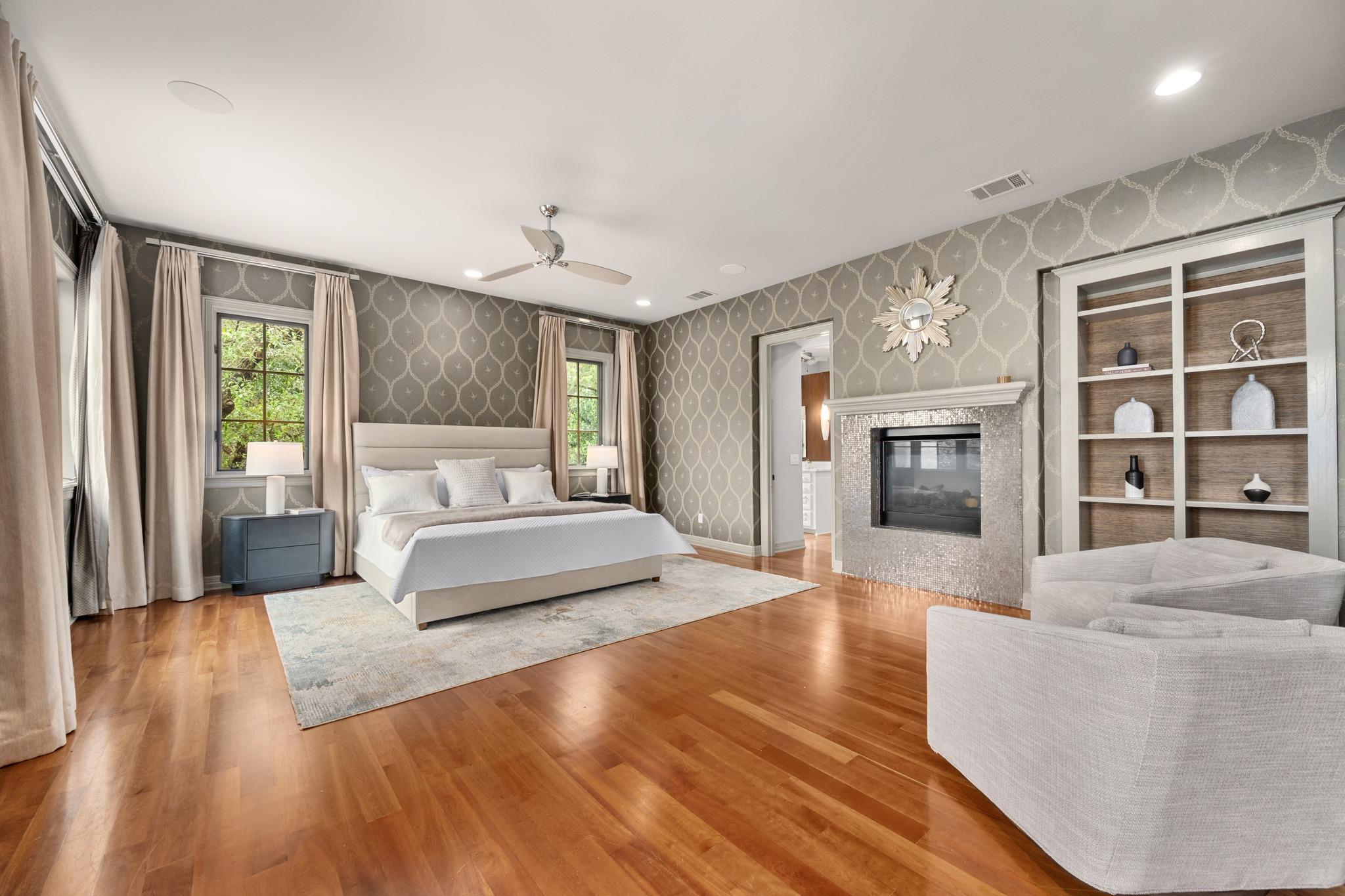 3407 Woodcutters WAY