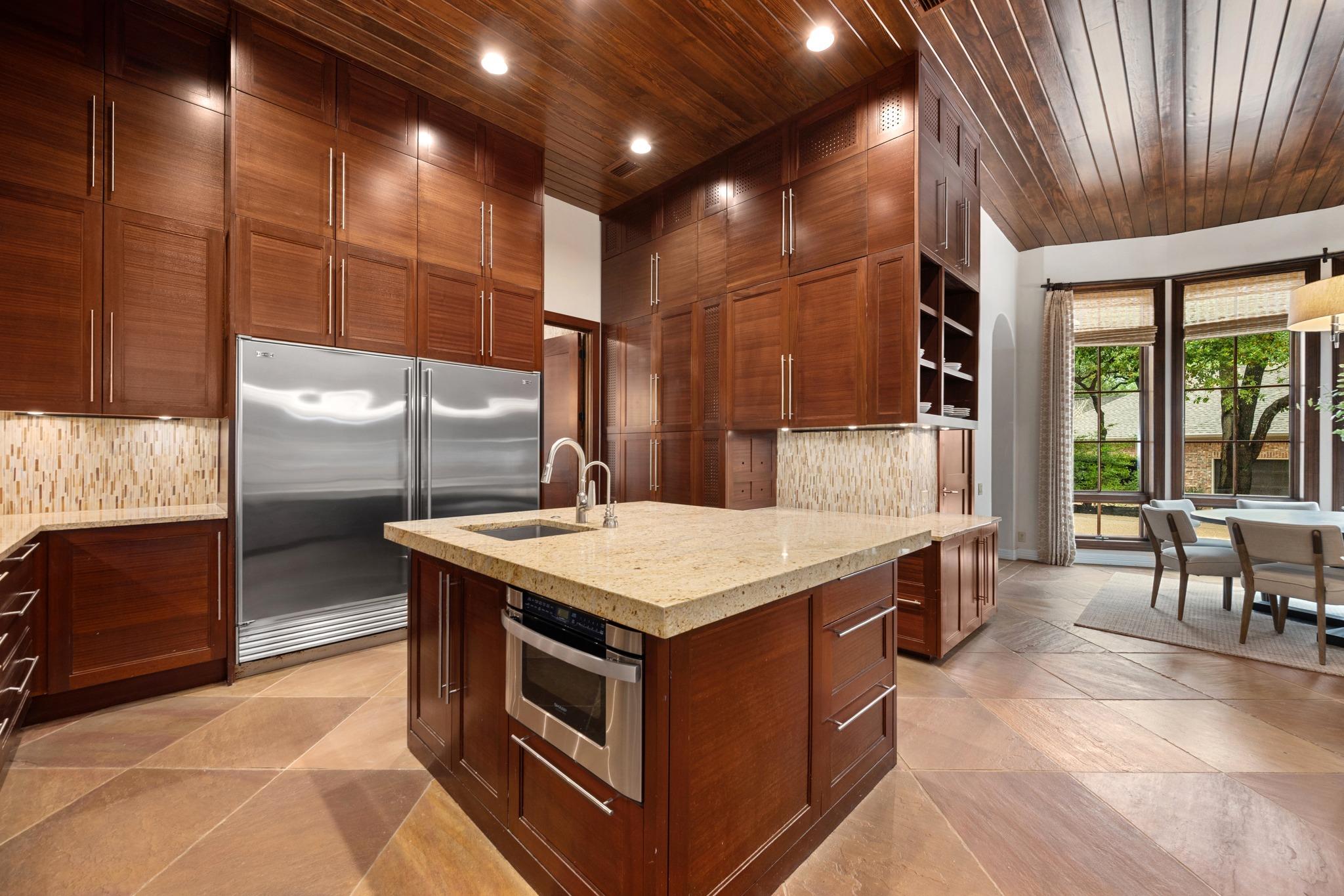 3407 Woodcutters WAY