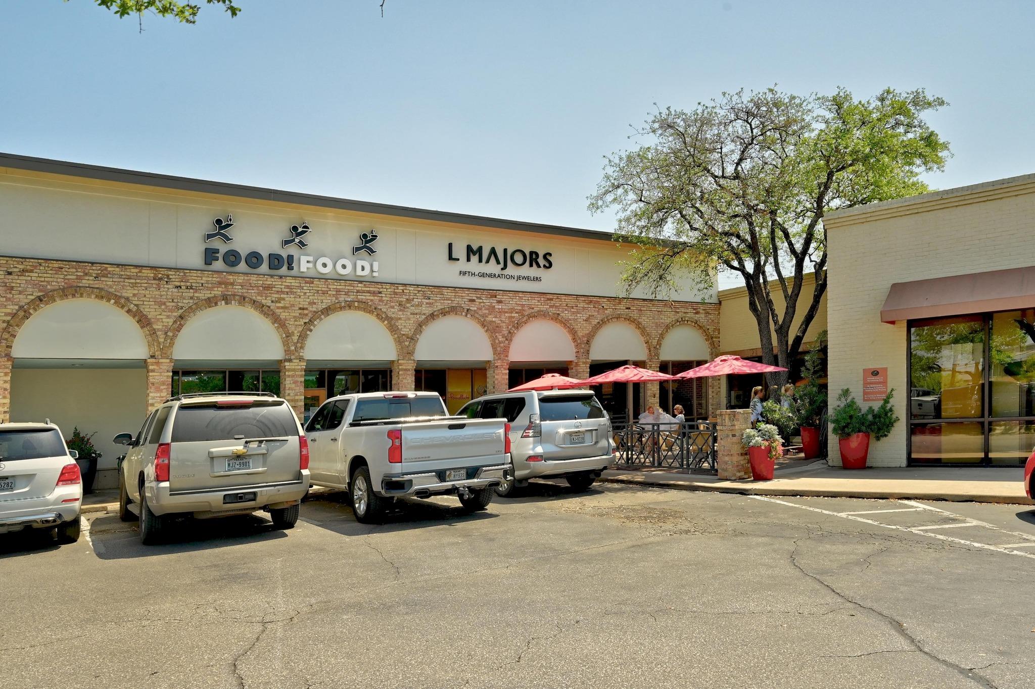 2716 Hillview Green LN