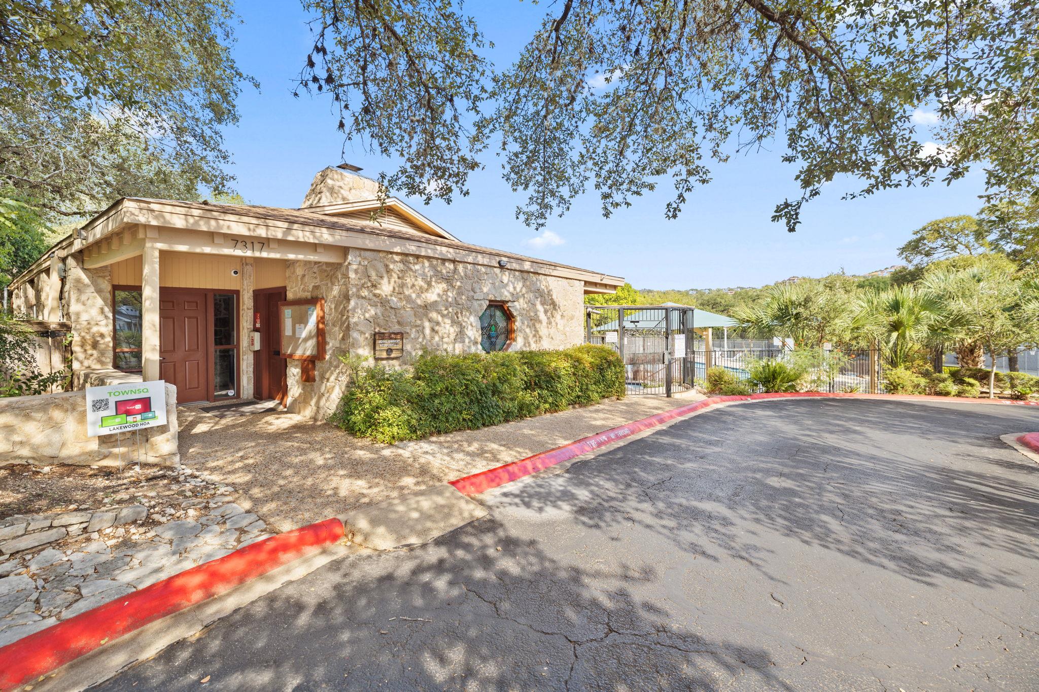 7211 Lakewood DR # C111