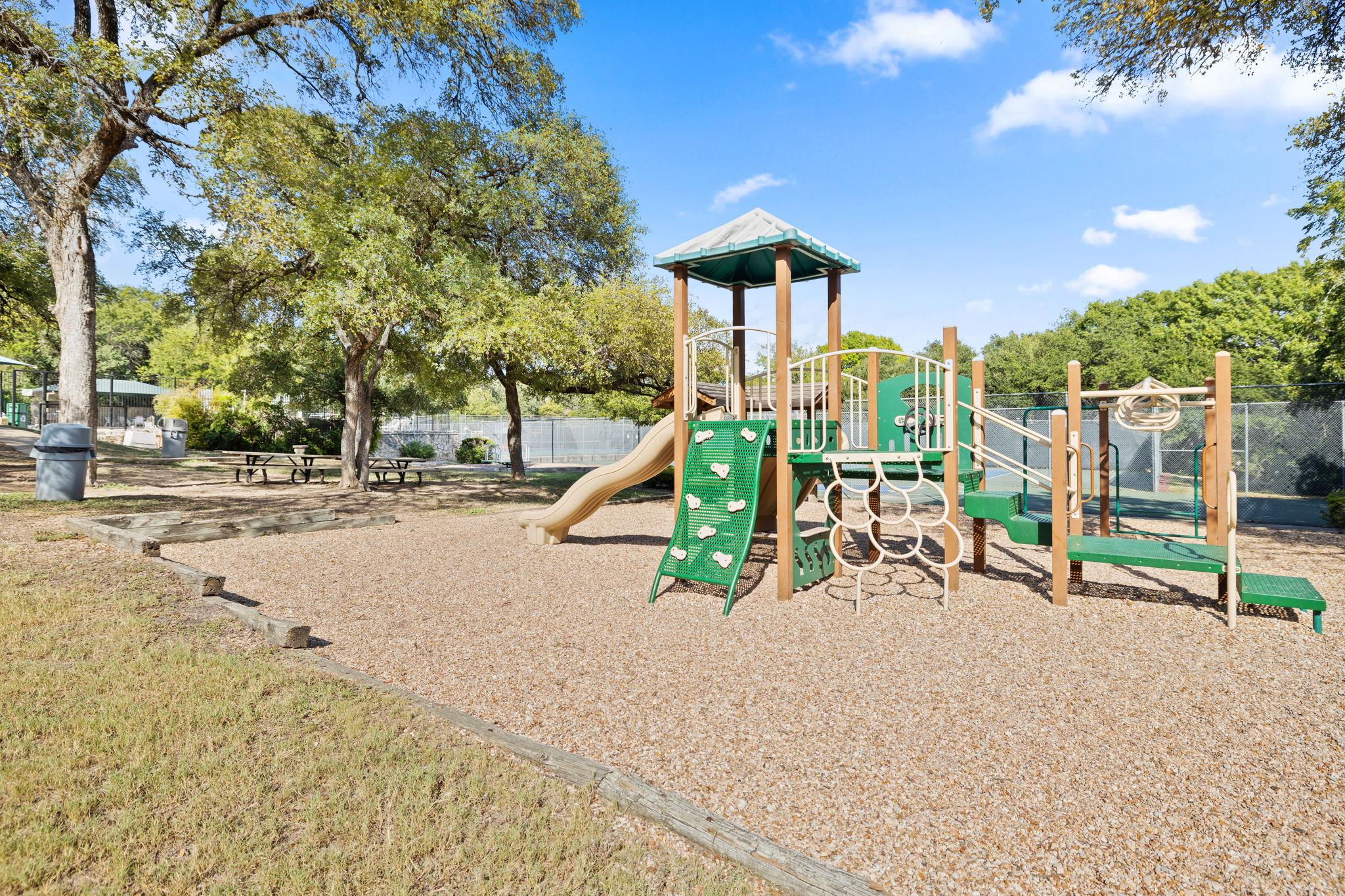 7211 Lakewood DR # C111